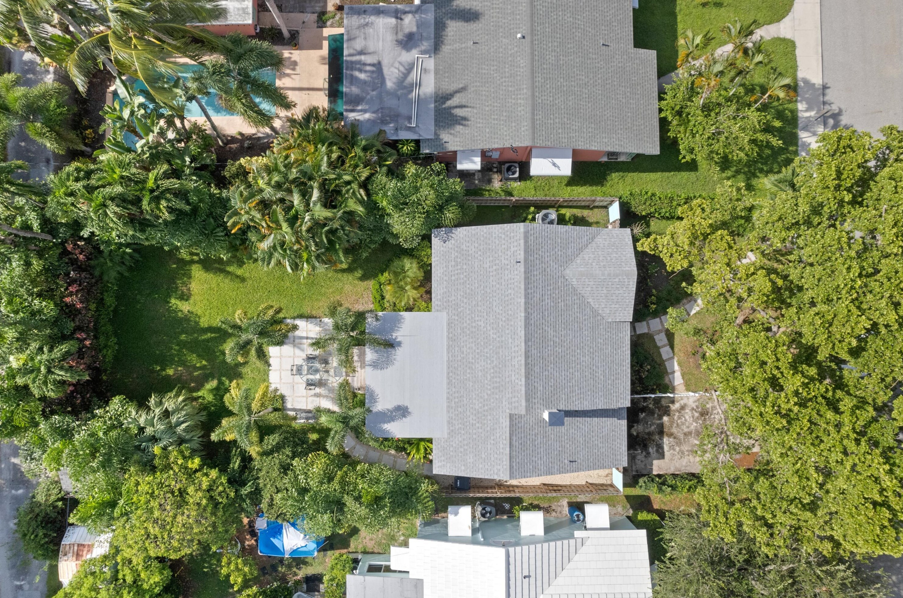 312 Palmway, Lake Worth FL  33460-3519 exterior