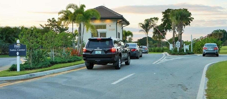 9285 Vista Del Lago, Boca Raton FL 33428-3118 exterior