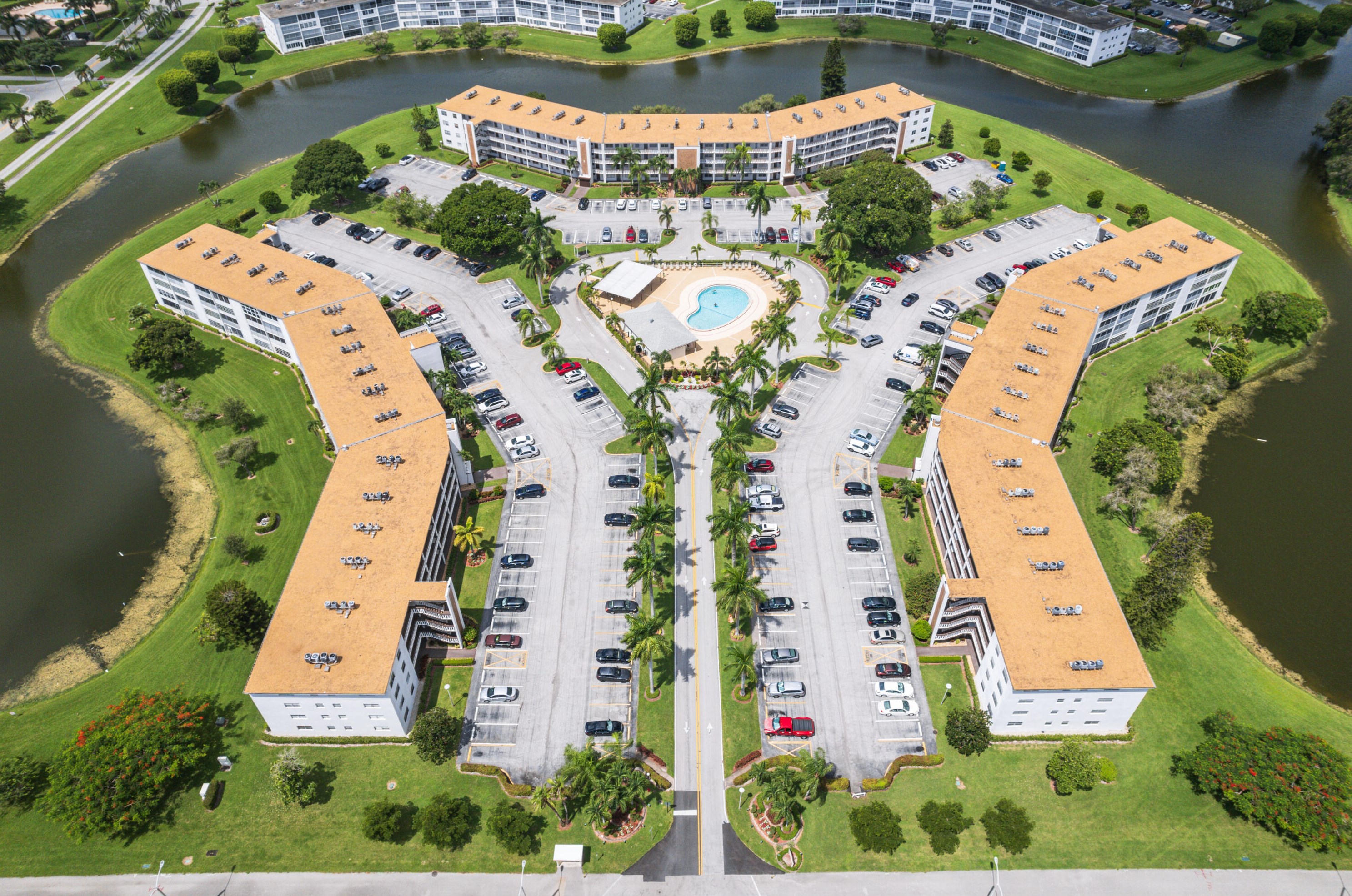 1031 Hythe B, Boca Raton FL  33434-4604 exterior