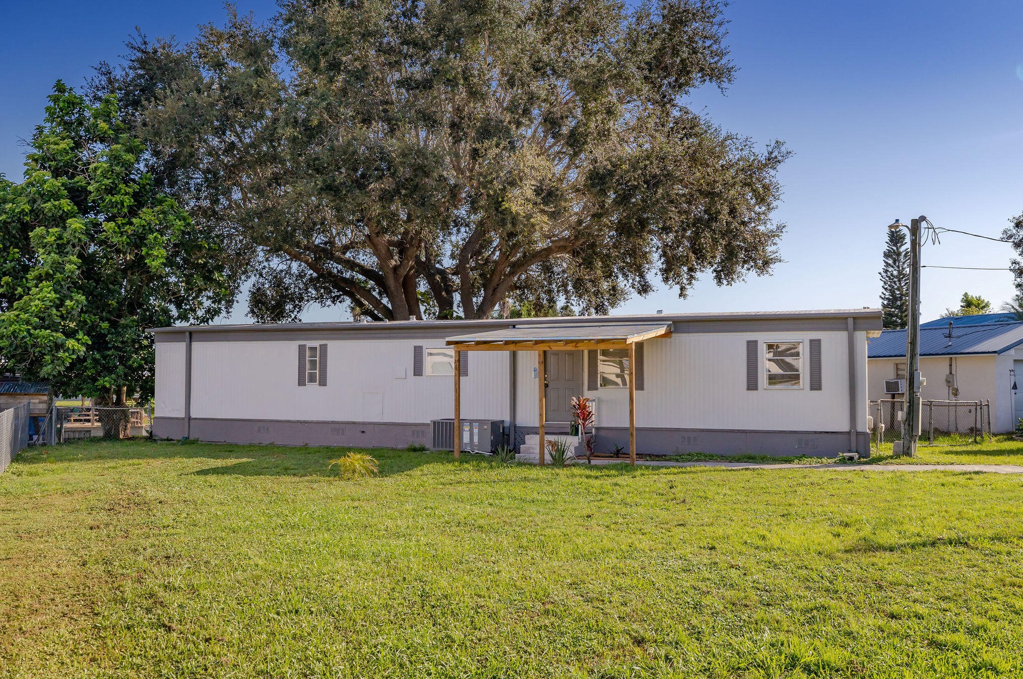 3023 19th Ct, Okeechobee FL  34974-6318 exterior