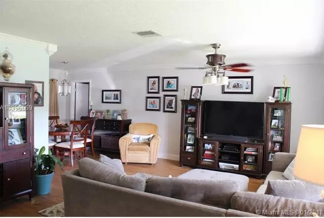 461 42nd St, Boca Raton FL  33431-4511 exterior