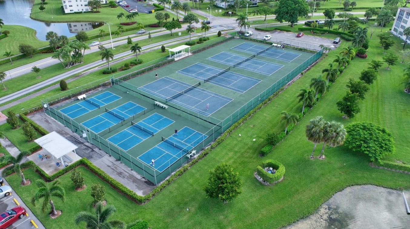 2008 Hythe A, Boca Raton FL 33434-4603 exterior