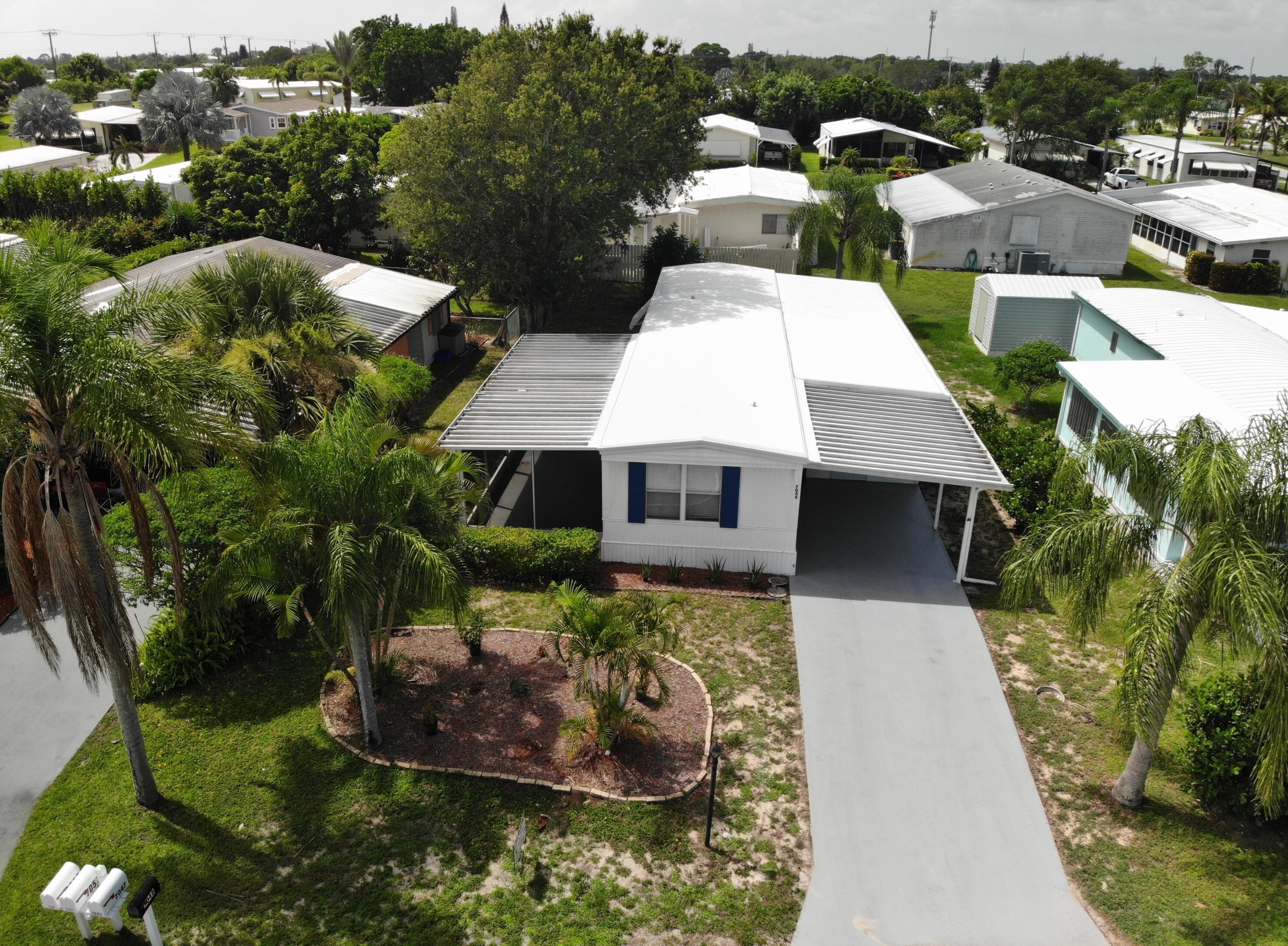 7048 Delegate St, Hobe Sound FL  33455-6022 exterior