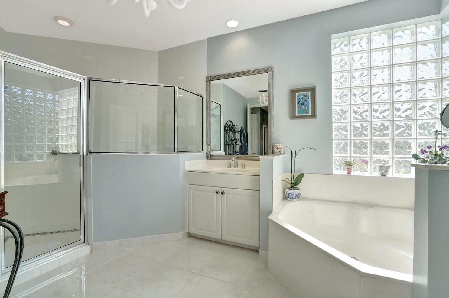 8211 Muirhead Cir, Boynton Beach FL 33472-5064 exterior