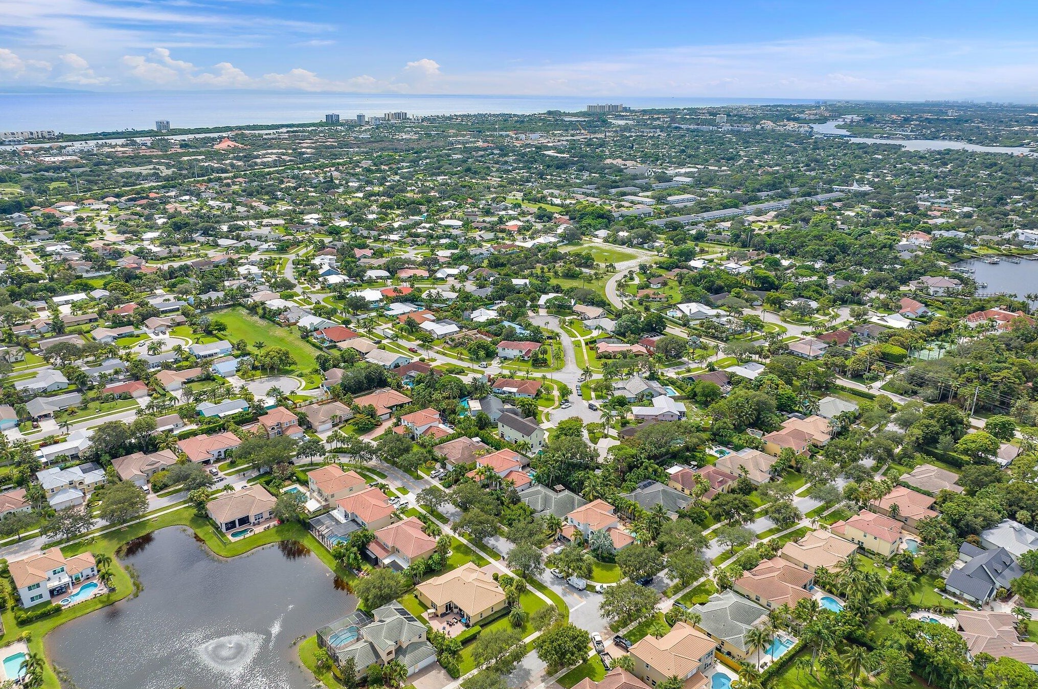 97 Beechwood Trl, Jupiter FL  33469-2101 exterior