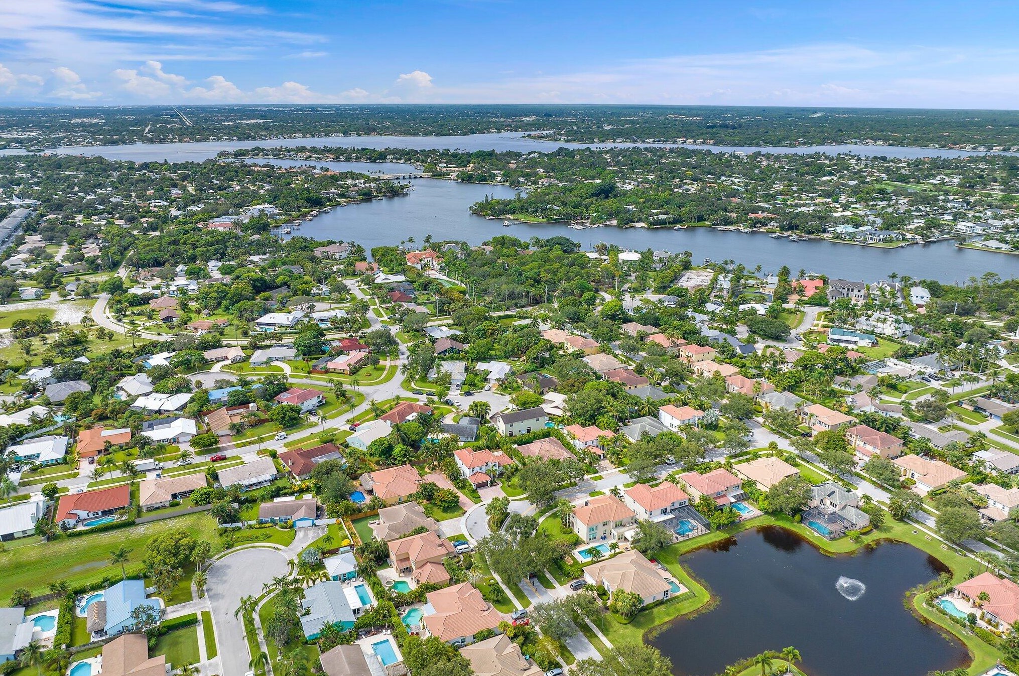 97 Beechwood Trl, Jupiter FL  33469-2101 exterior