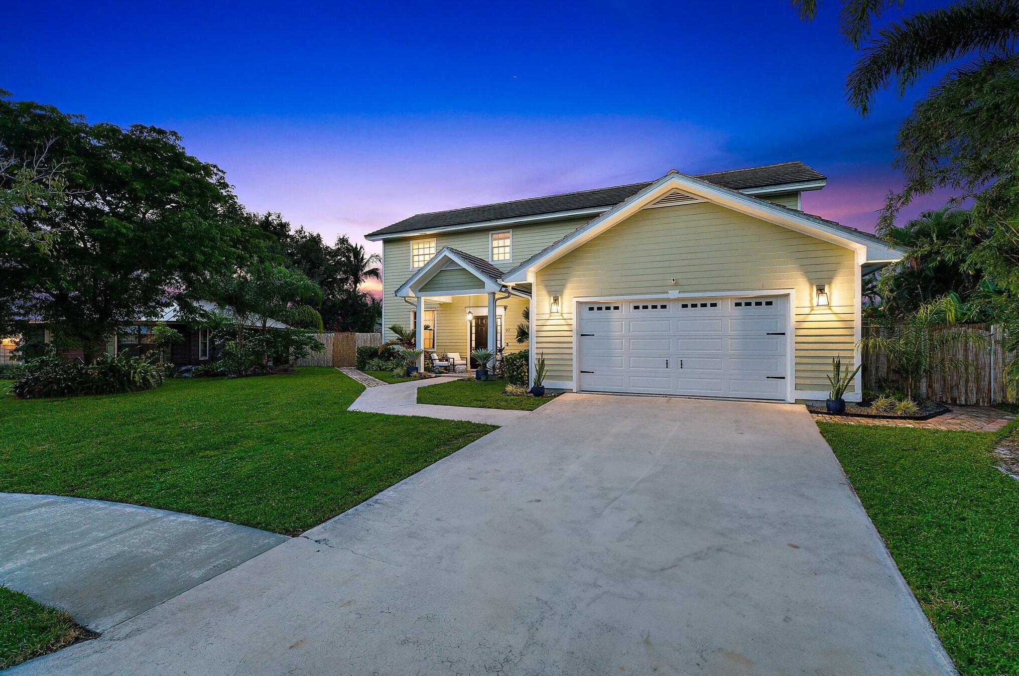 97 Beechwood Trl, Jupiter FL  33469-2101 exterior