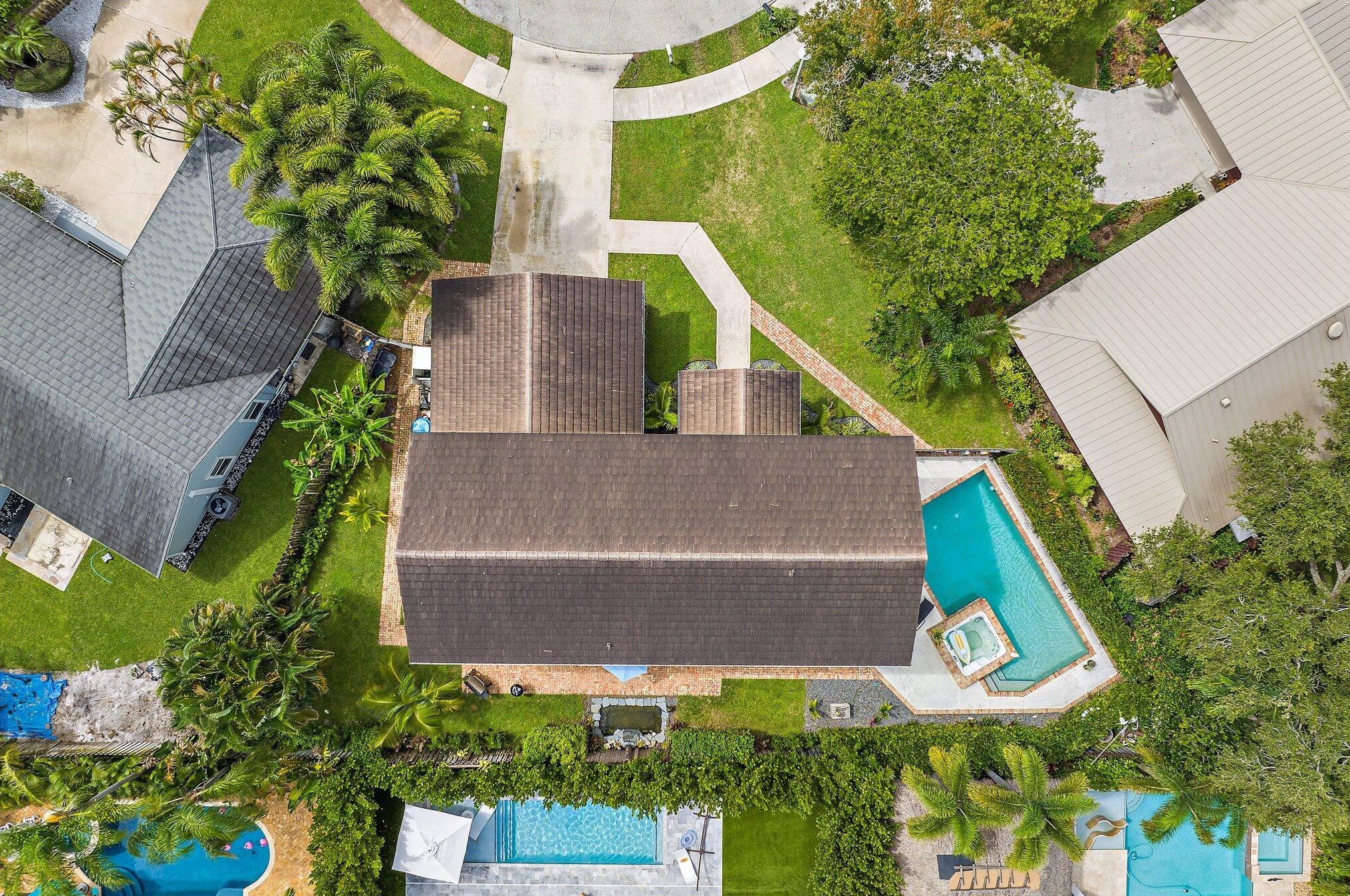 97 Beechwood Trl, Jupiter FL  33469-2101 exterior