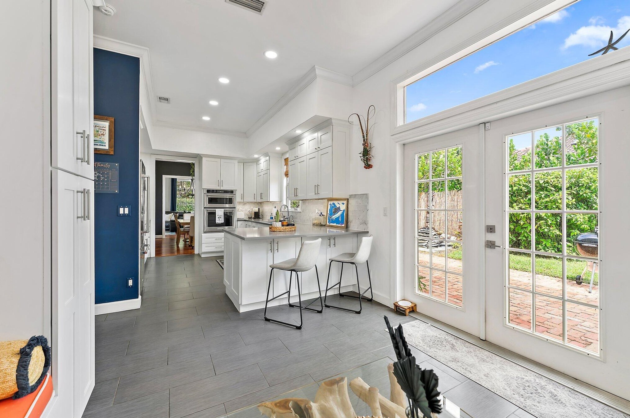 97 Beechwood Trl, Jupiter FL  33469-2101 exterior