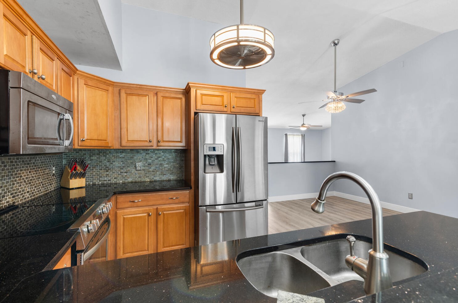 5190 Canal Cir, Lake Worth FL 33467-1840 exterior