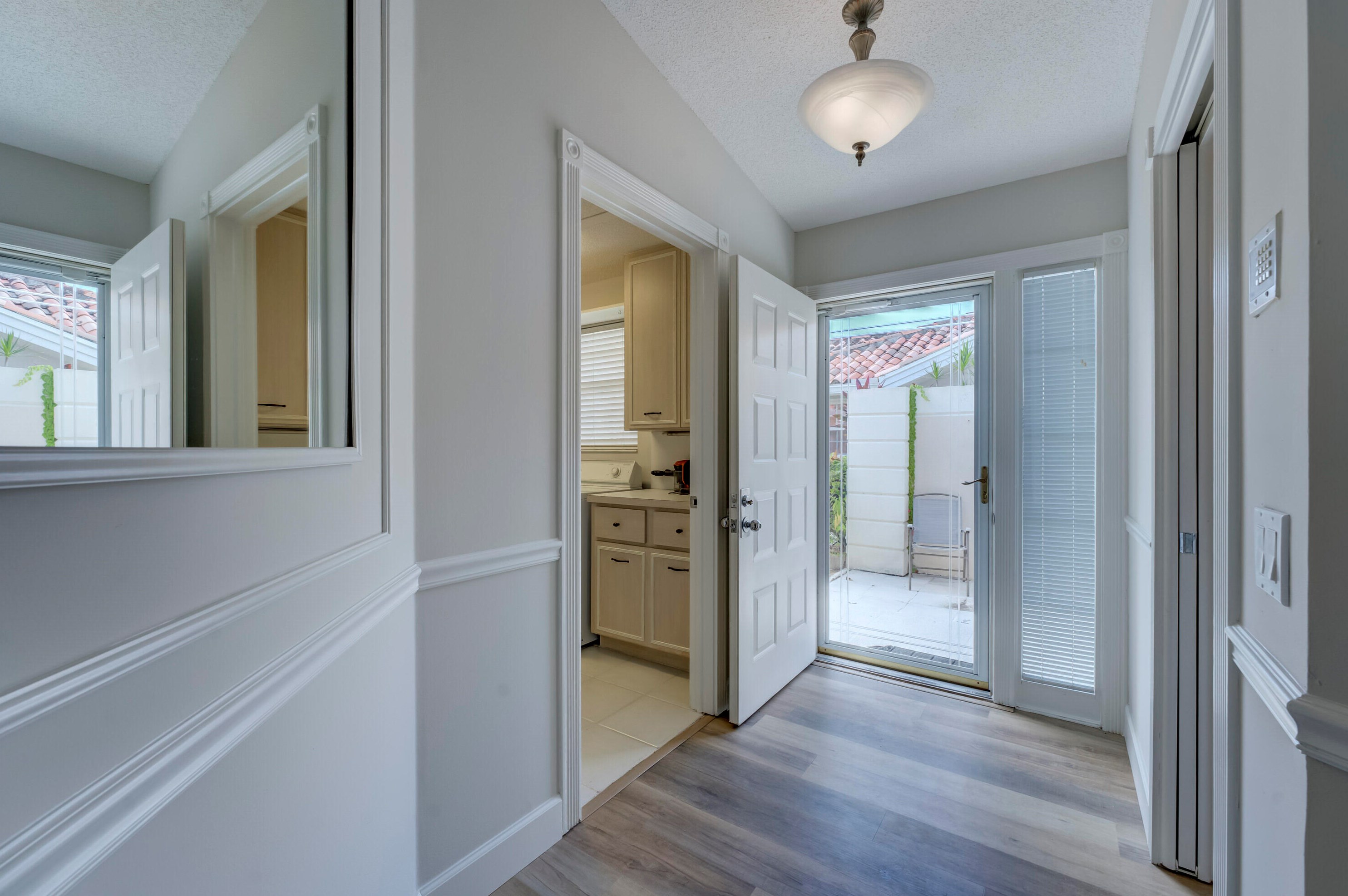 8324 Double Tree Dr, Hobe Sound FL  33455-8214 exterior