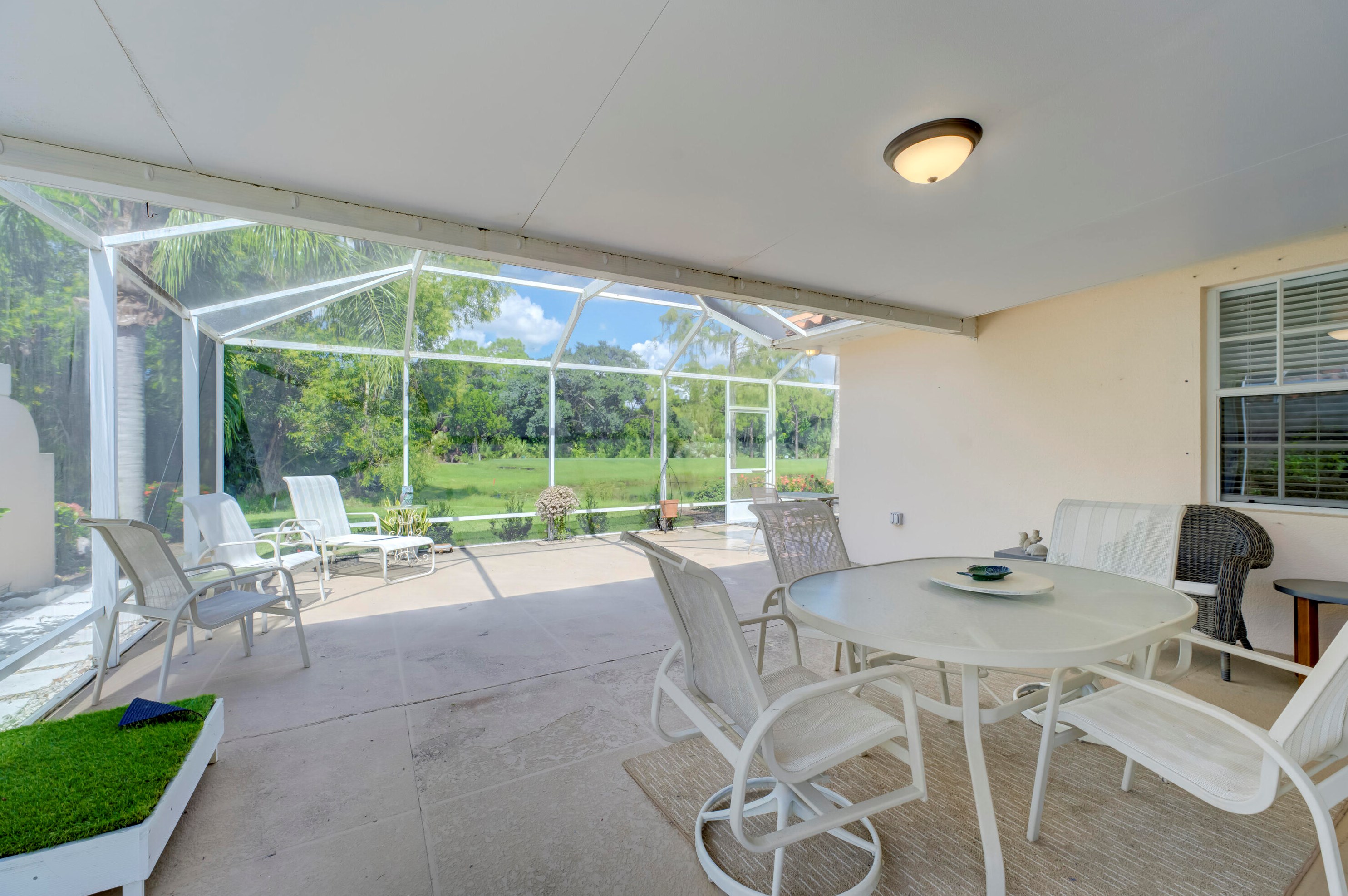 8324 Double Tree Dr, Hobe Sound FL  33455-8214 exterior
