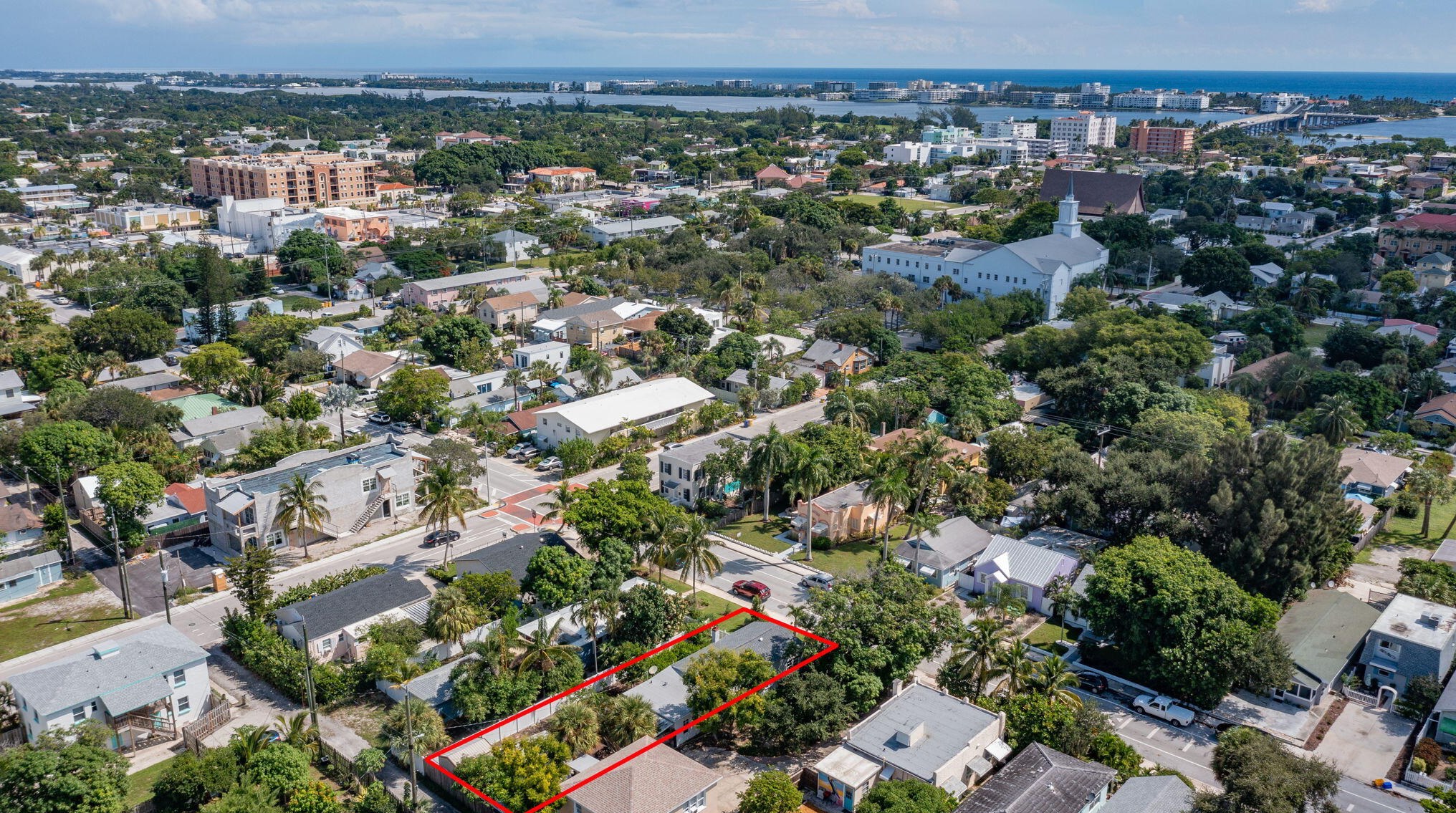 211 K St, Lake Worth FL  33460-3311 exterior