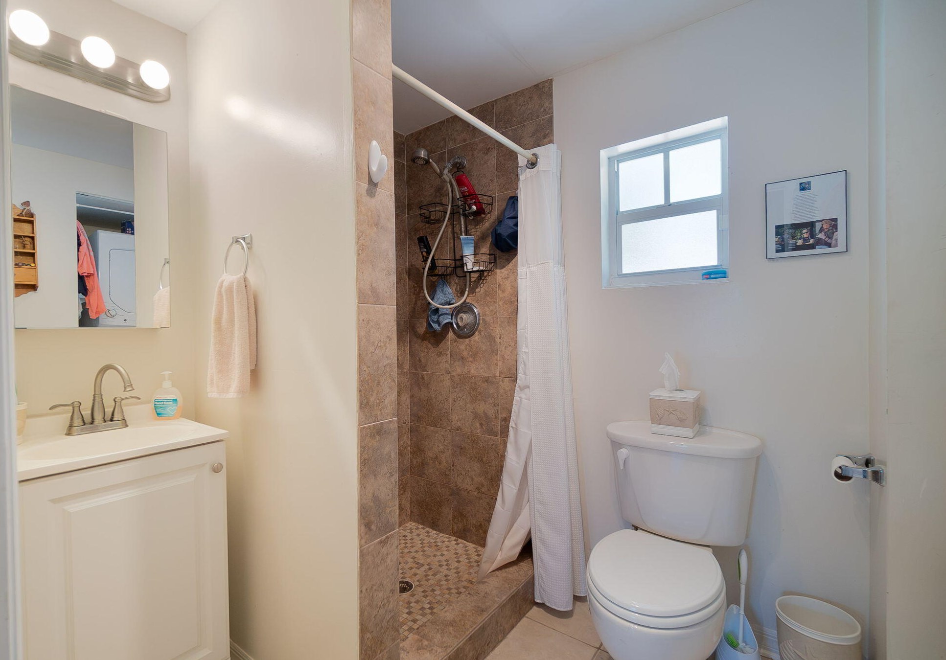 211 K St, Lake Worth FL  33460-3311 exterior