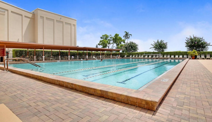 6 Preston A, Boca Raton FL 33434-4951 exterior