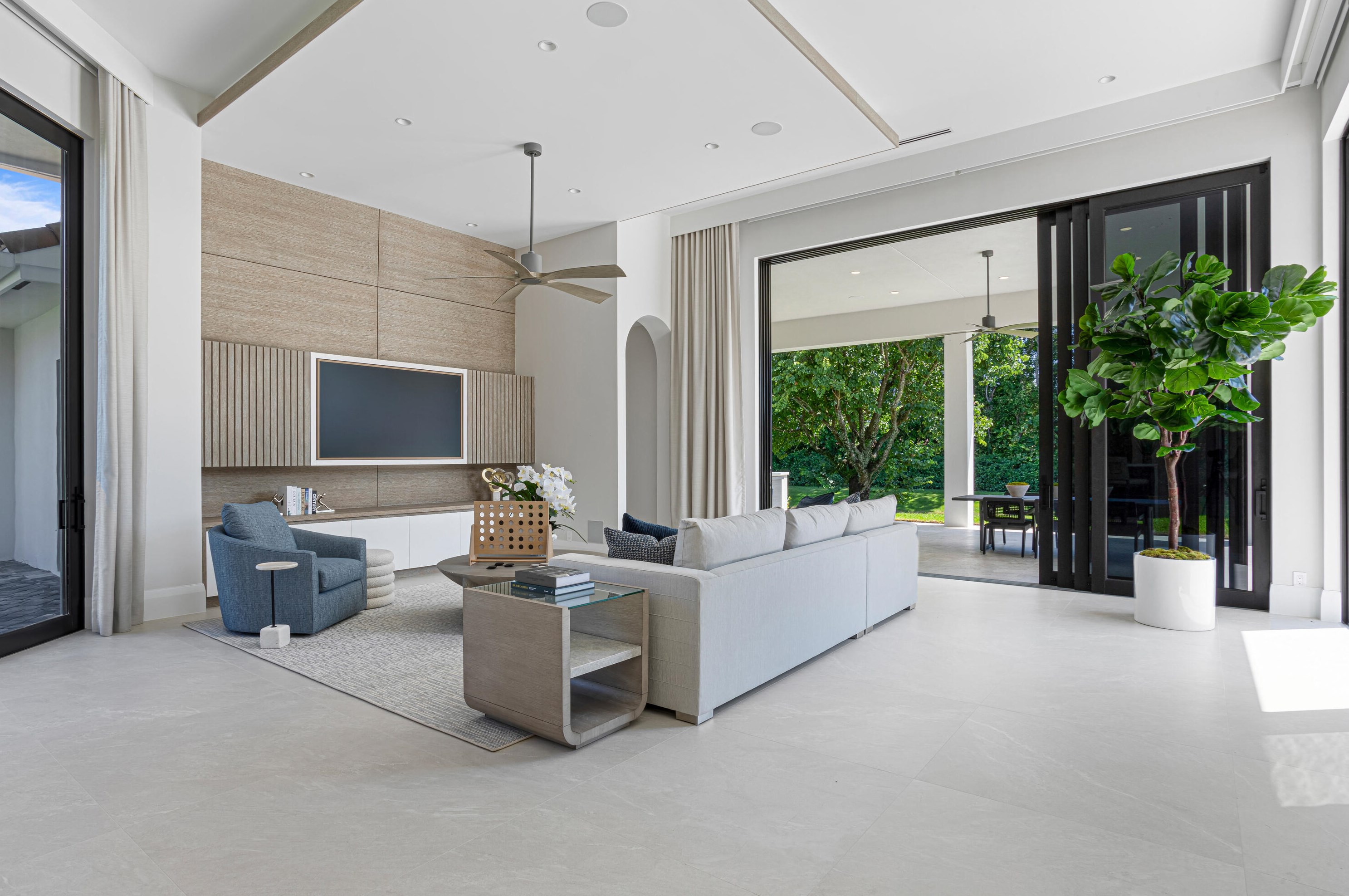 6009 Le Lac Rd, Boca Raton FL  33496-2302 exterior