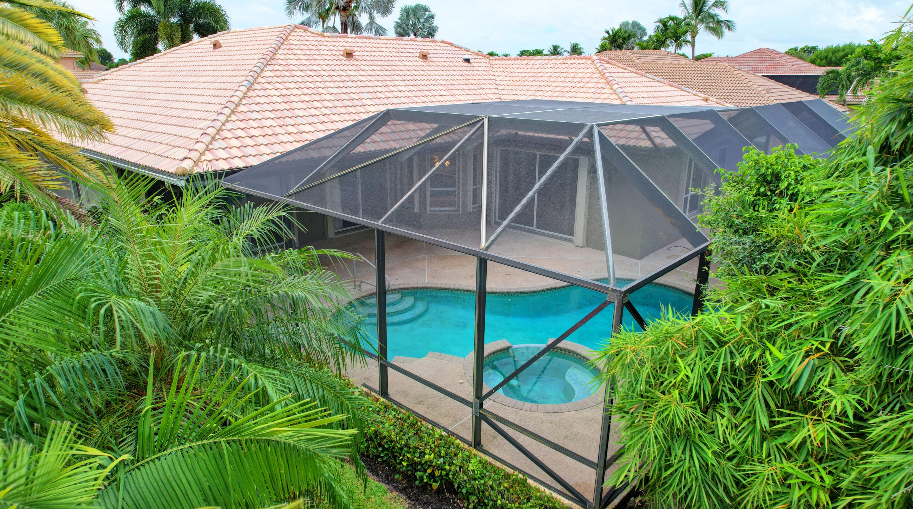 4372 Silver Glen Dr, Lake Worth FL 33449-8327 exterior