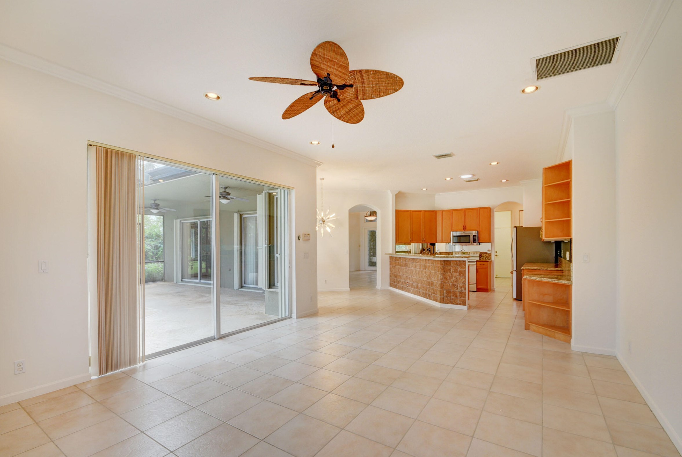 4372 Silver Glen Dr, Lake Worth FL 33449-8327 exterior