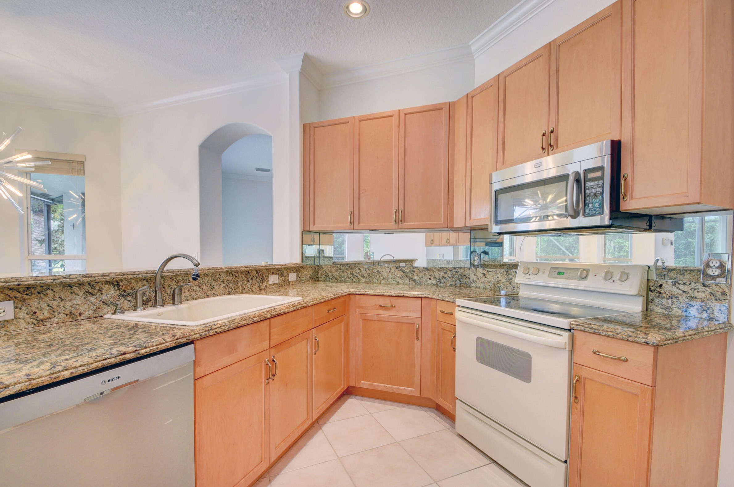 4372 Silver Glen Dr, Lake Worth FL 33449-8327 exterior