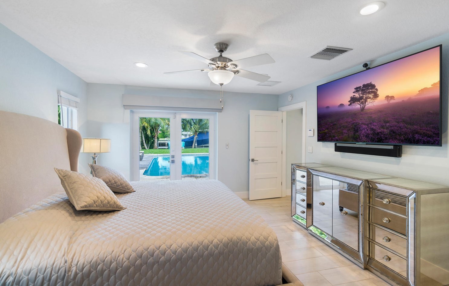 22 Hbr Dr, Lake Worth FL  33460-6329 exterior