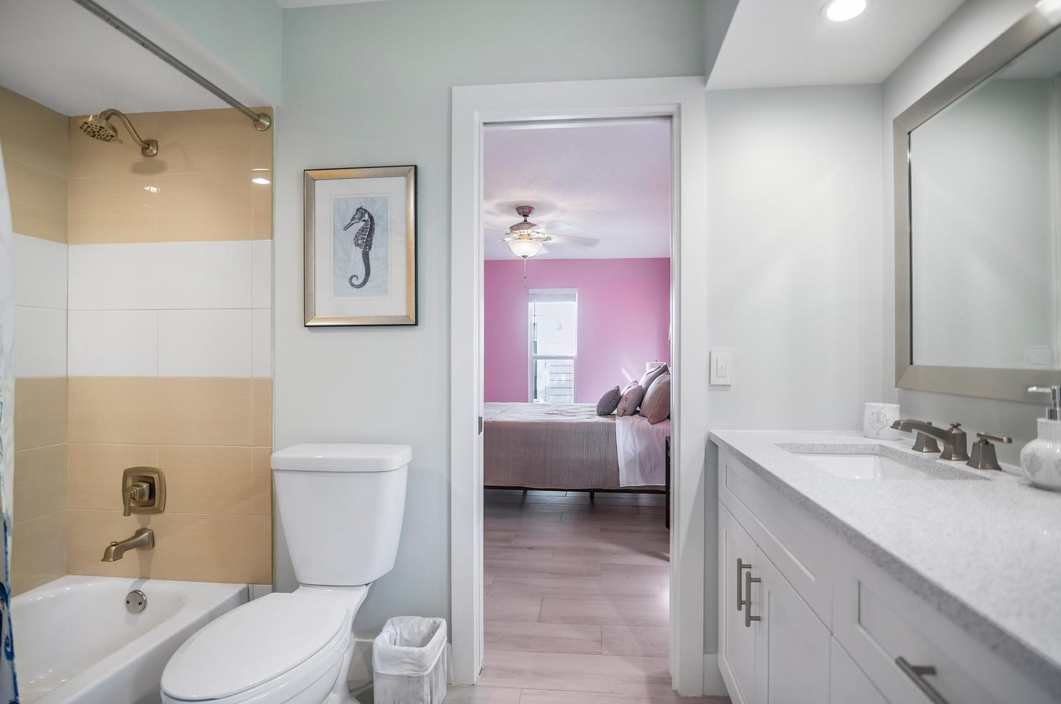 22 Hbr Dr, Lake Worth FL  33460-6329 exterior