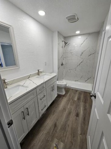 3856 Pensacola Dr, Lake Worth FL 33462-2242 exterior