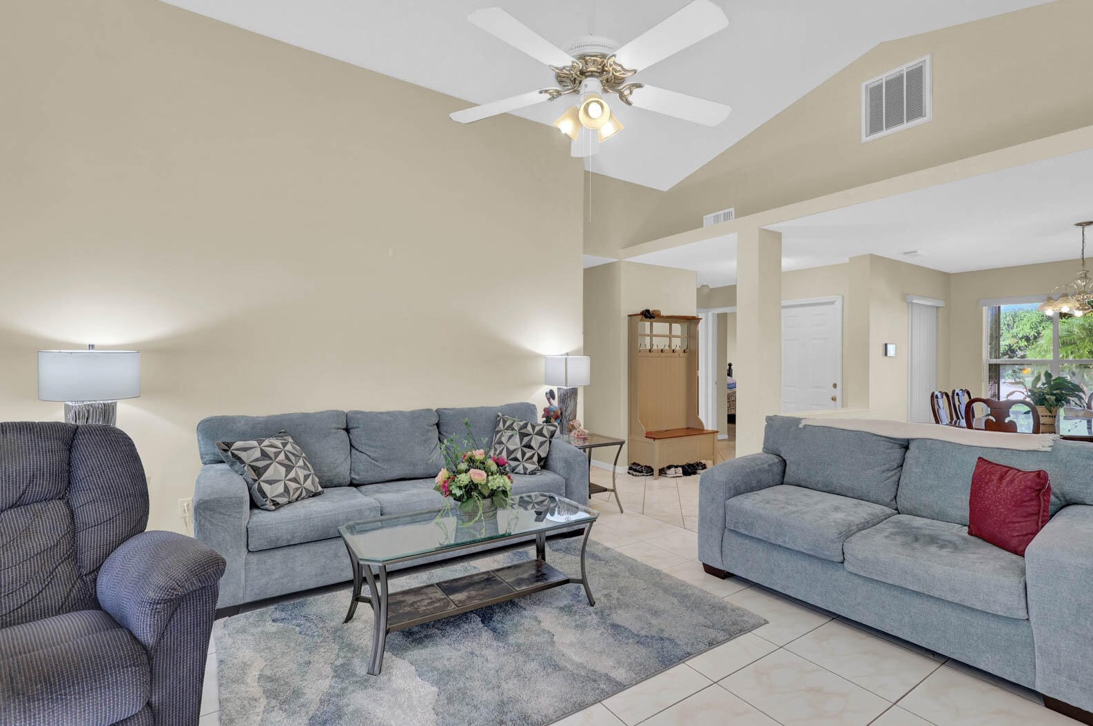 6000 Travelers Way, Fort Pierce FL  34982-4054 exterior