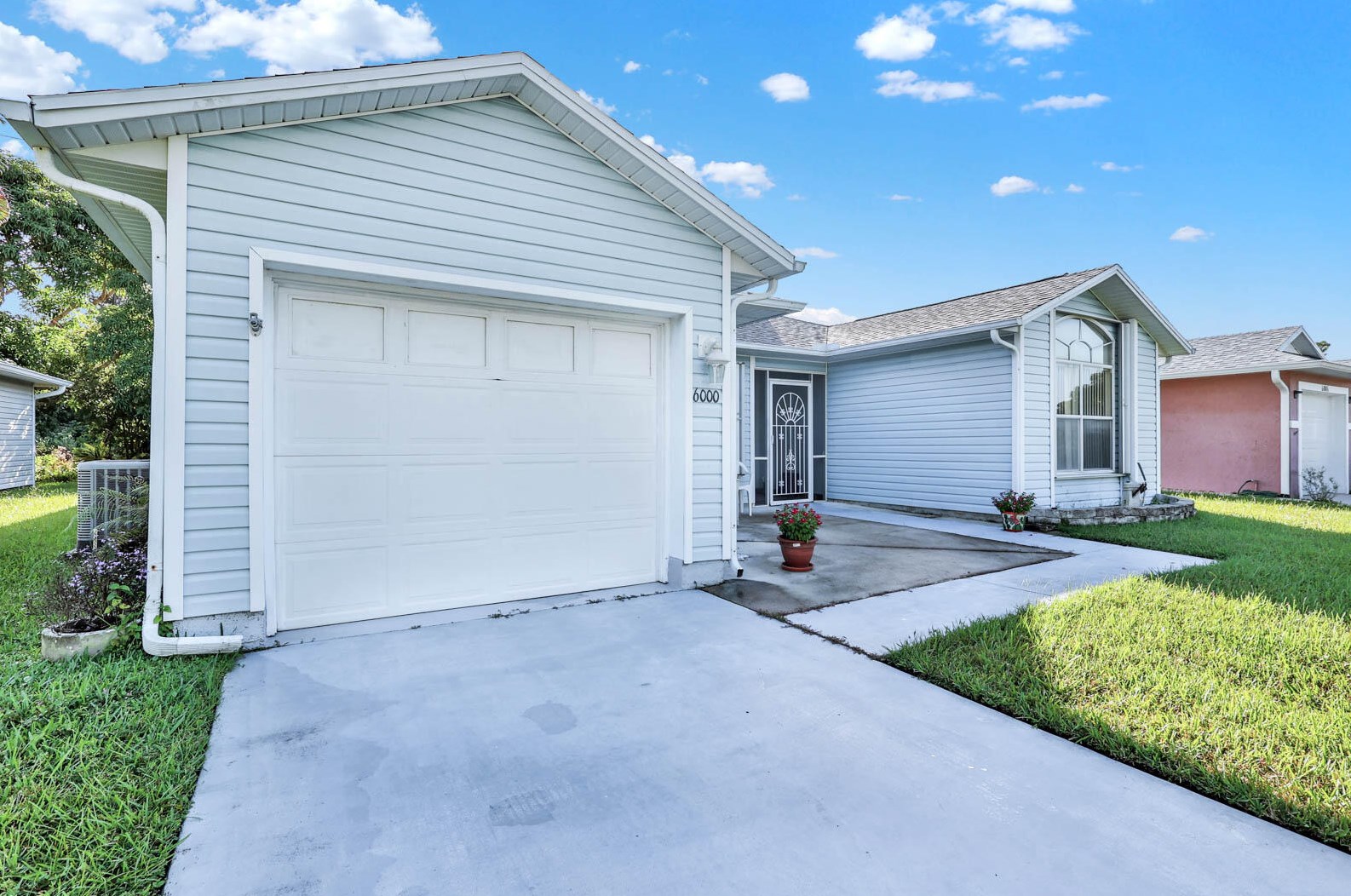 6000 Travelers Way, Fort Pierce FL  34982-4054 exterior