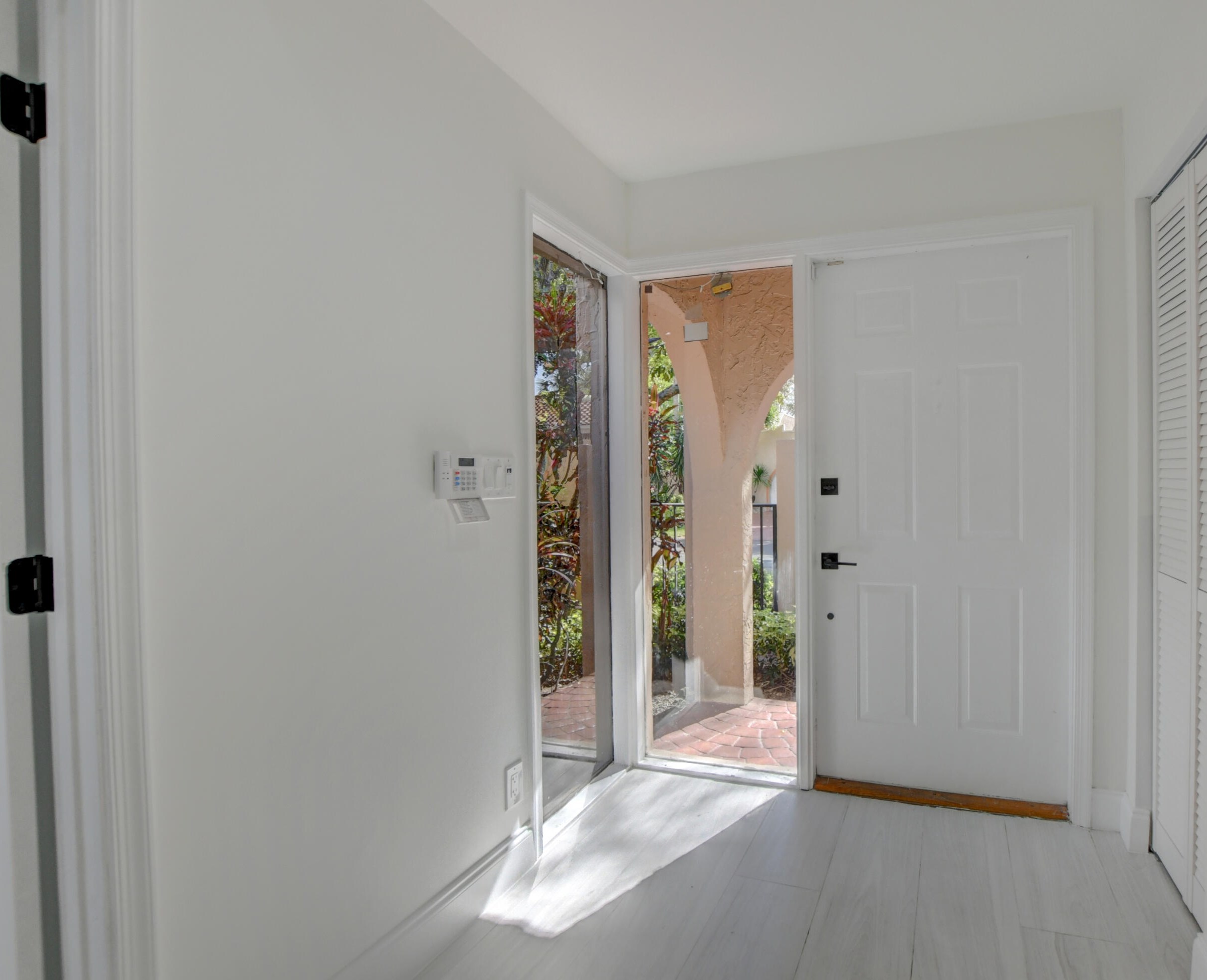 22780 Meridiana Dr, Boca Raton FL 33433-6310 exterior