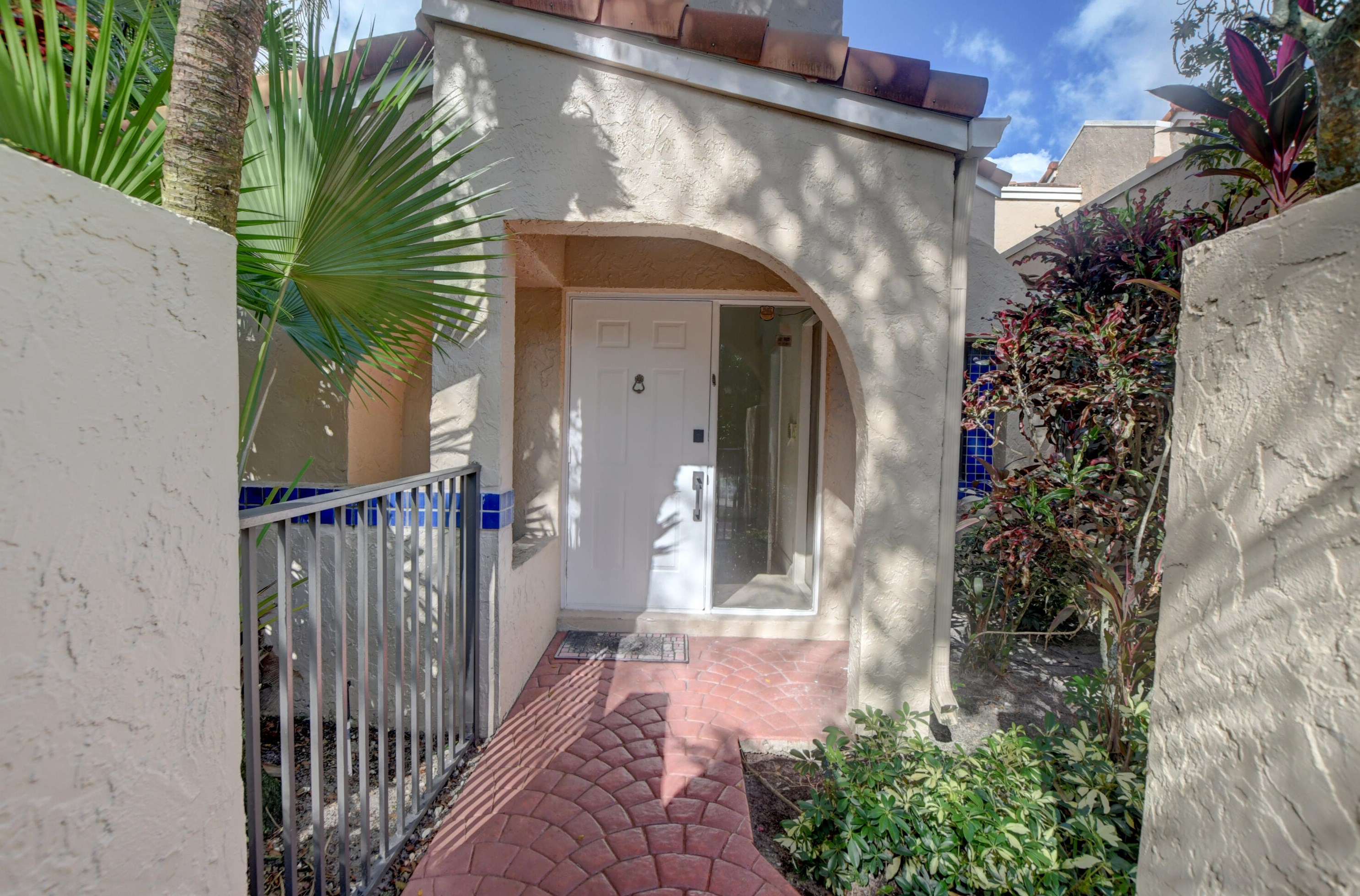 22780 Meridiana Dr, Boca Raton FL 33433-6310 exterior