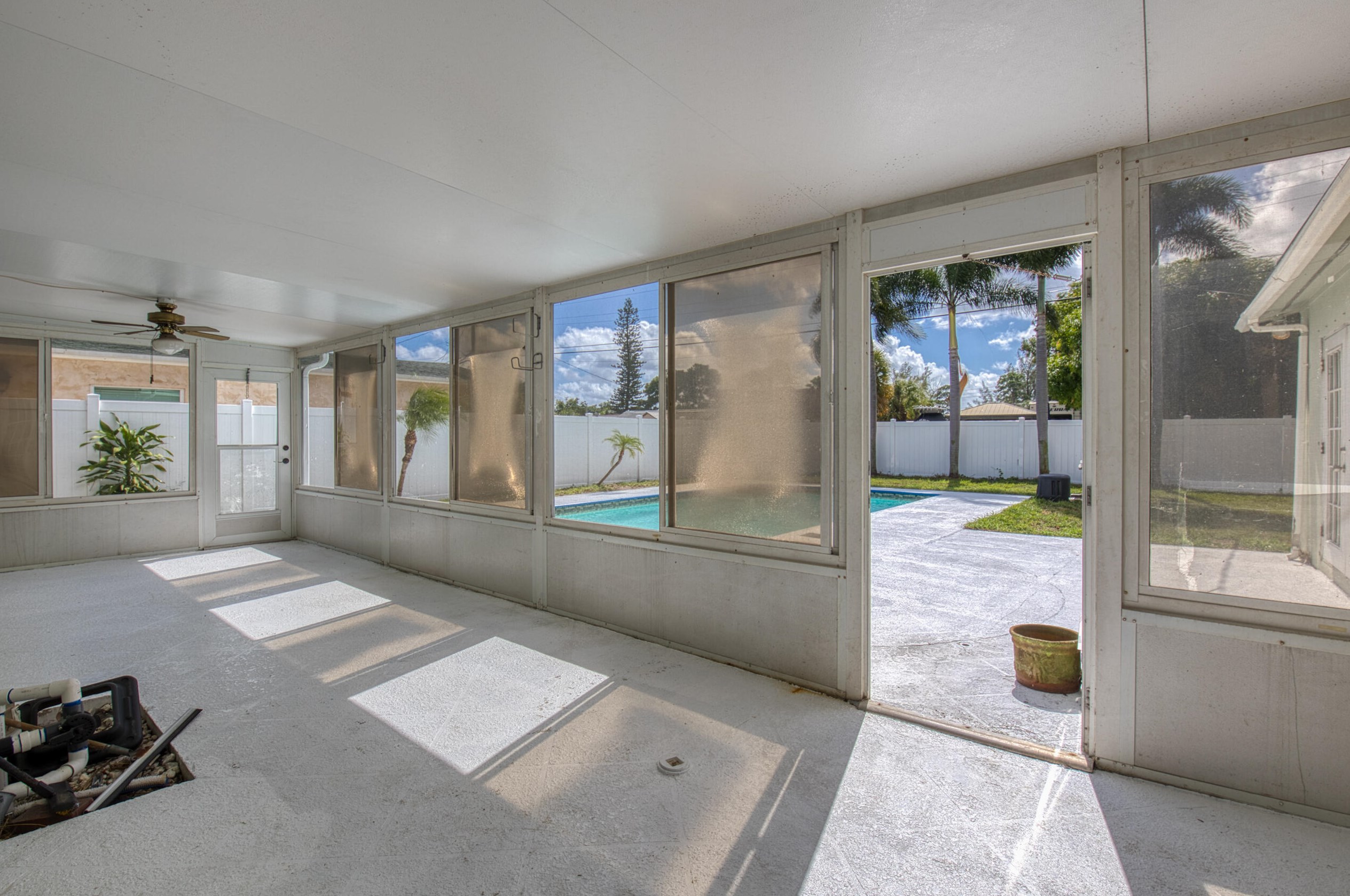 1931 Moor Dr, Lake Worth FL  33461-5722 exterior