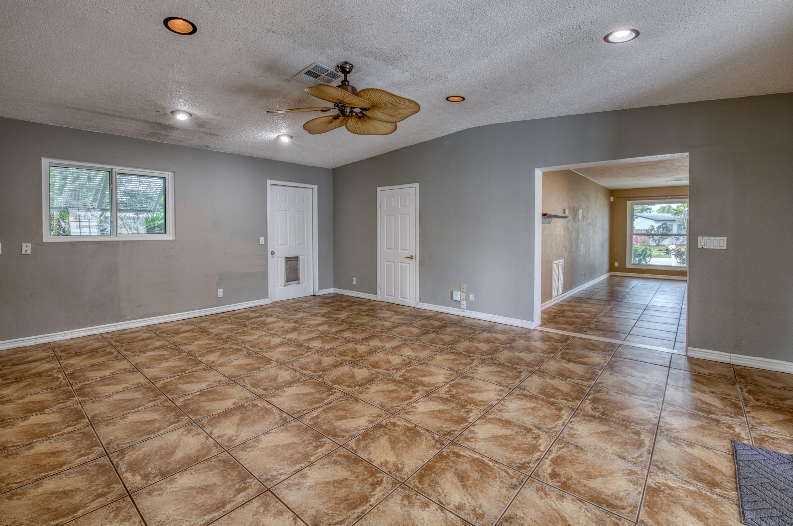 1931 Moor Dr, Lake Worth FL  33461-5722 exterior