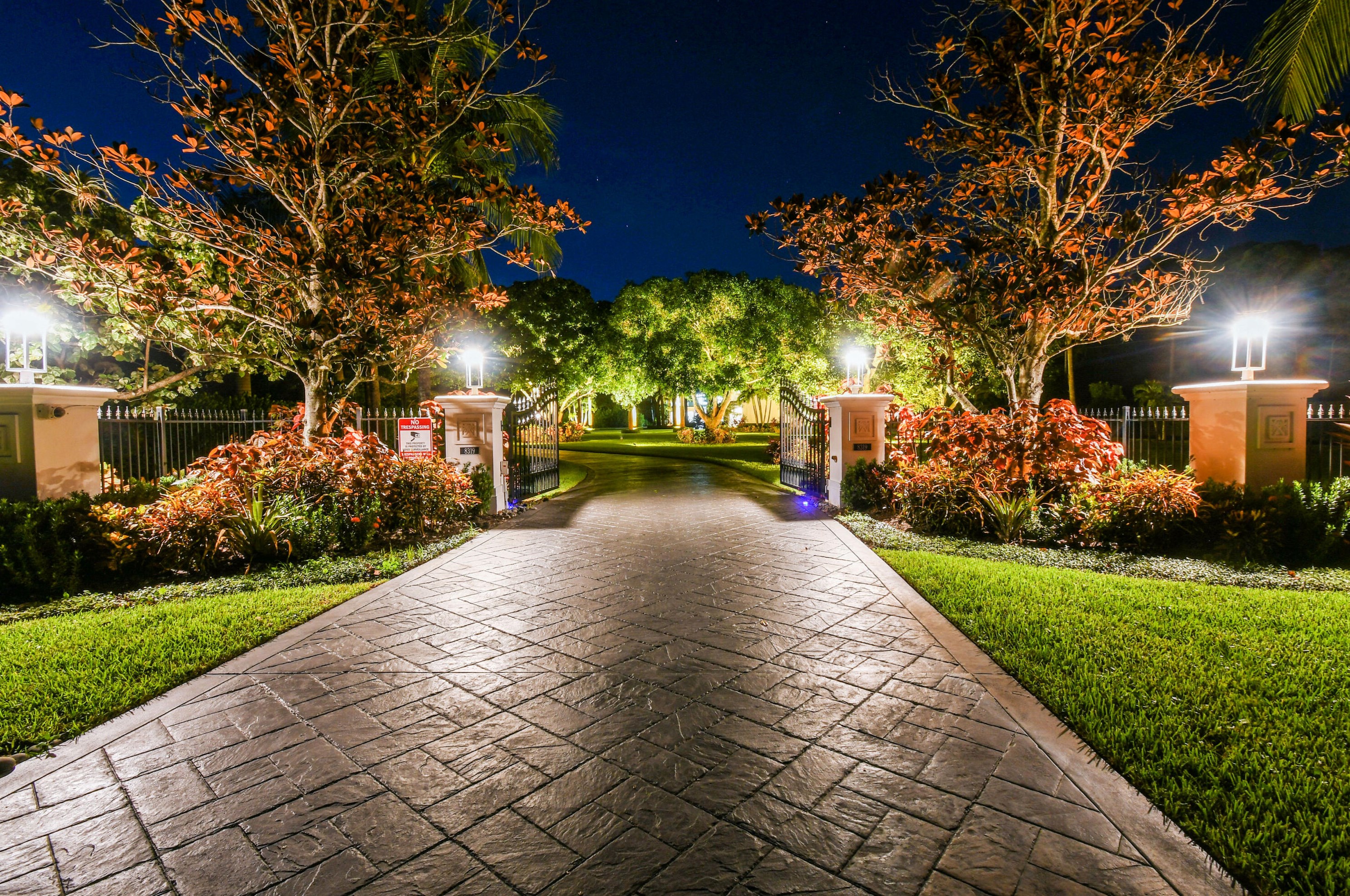 8319 Rivers Edge St, Jupiter FL  33458-1030 exterior