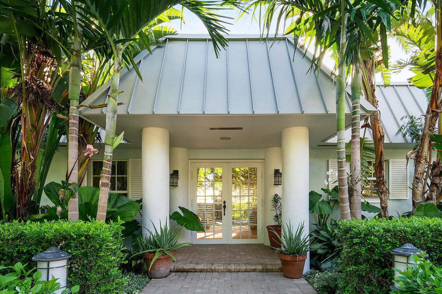 992 Atlantic Dr, Lake Worth FL  33462-4763 exterior