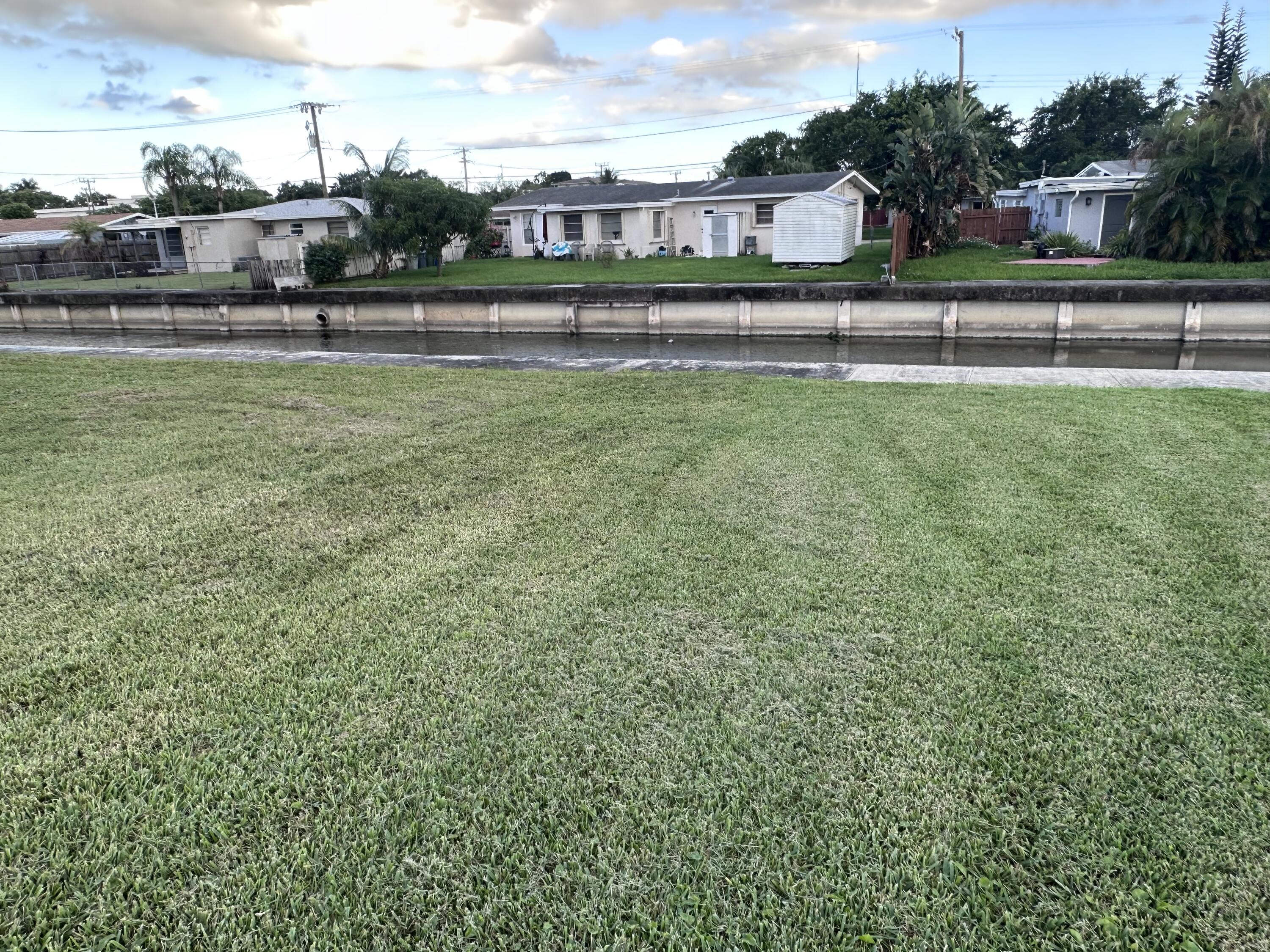 1282 W River Dr, Margate, FL 33063 MLS RX10926923 Coldwell Banker