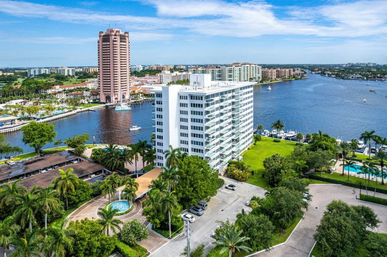 701 Camino Real, Boca Raton FL 33486-5524 exterior