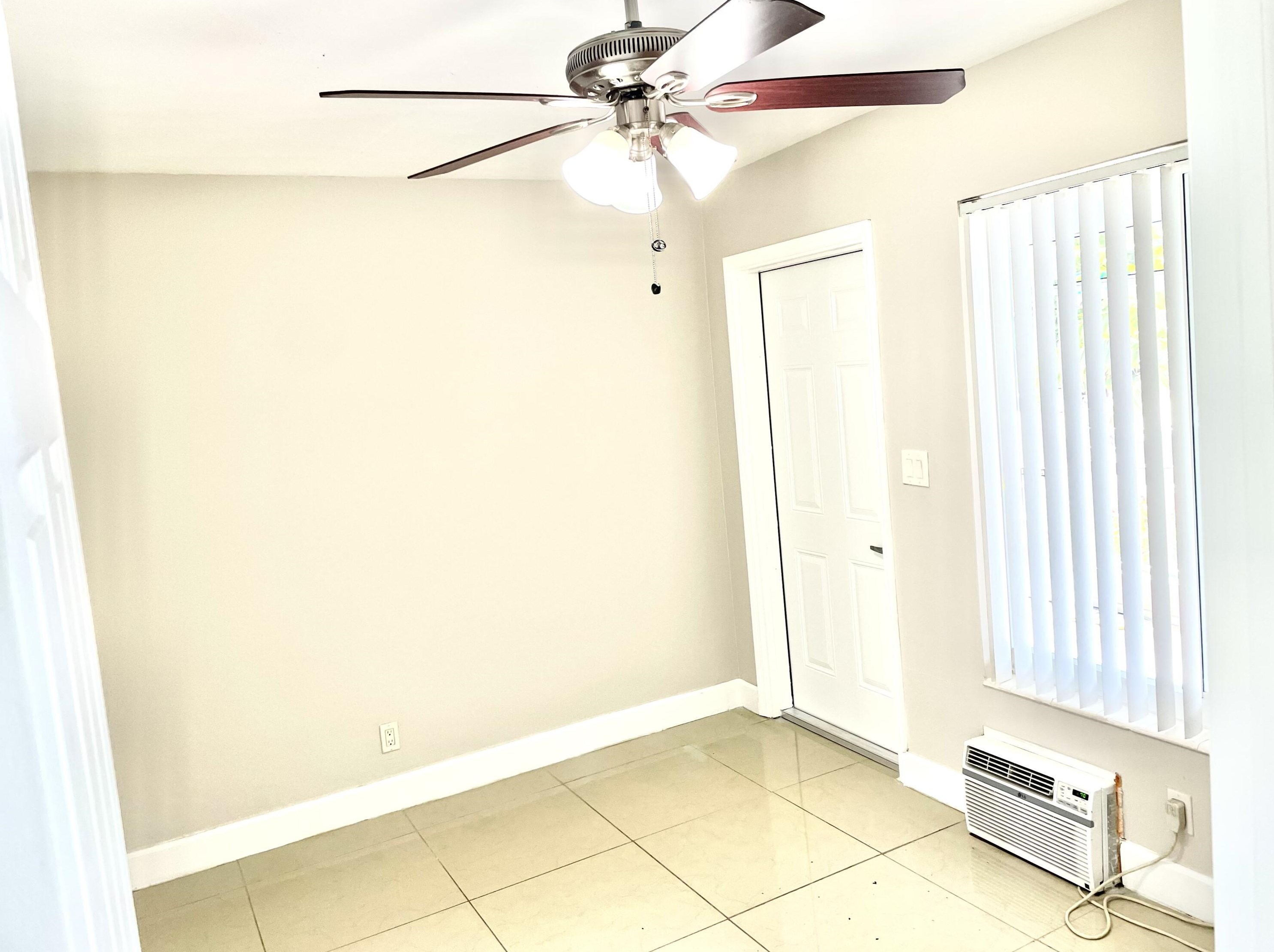 431 Camino Real, Boca Raton FL  33432-5711 exterior