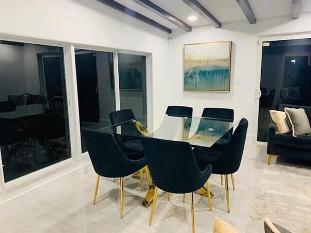 4651 97 Ct, Miami FL 33178-1976 exterior