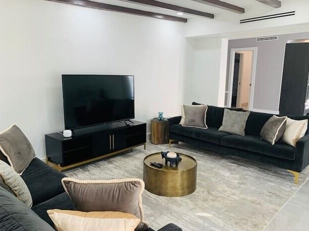 4651 97 Ct, Miami FL 33178-1976 exterior