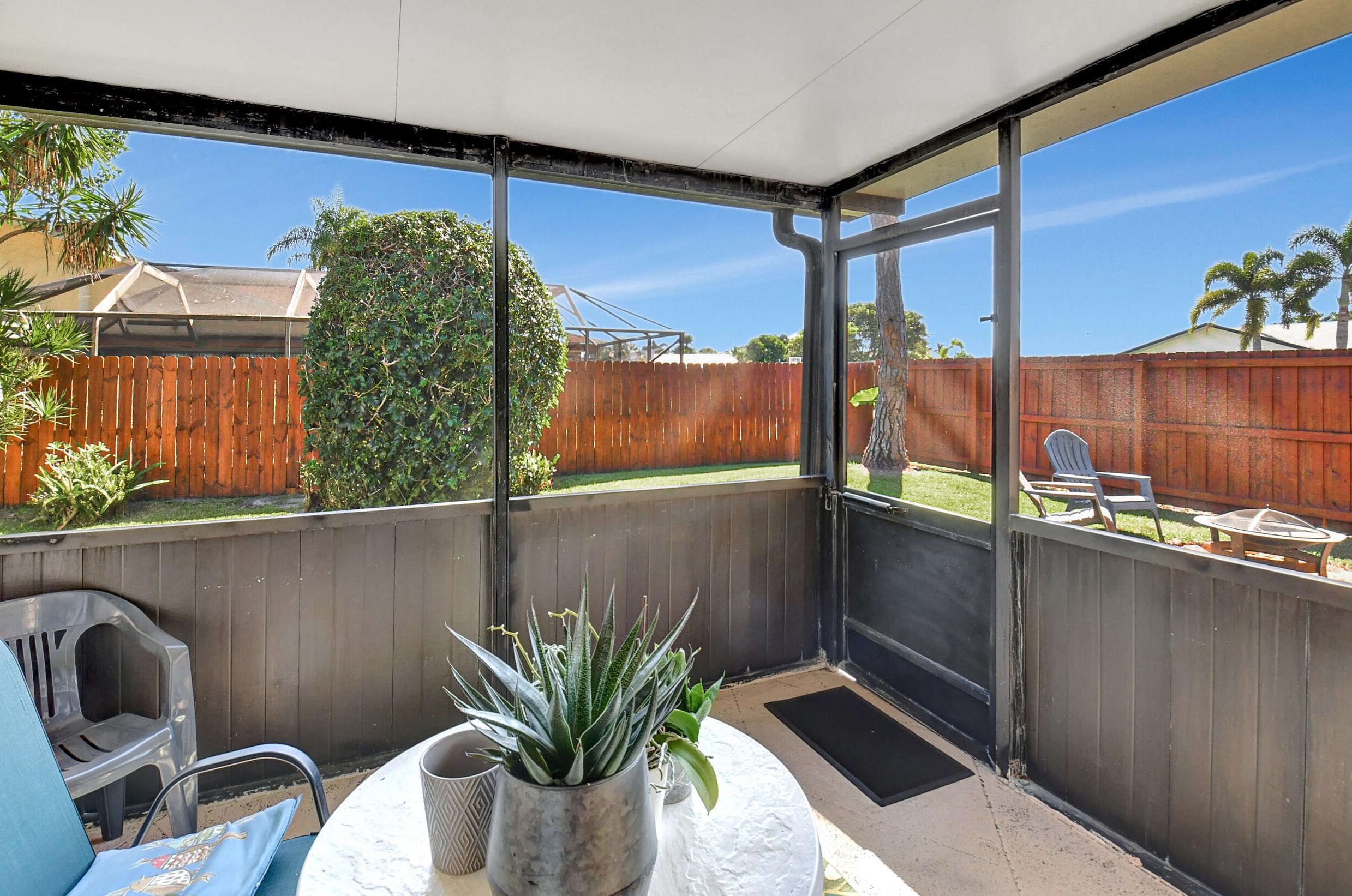 4713 Tortoise Shell Dr, Boca Raton FL  33487-2146 exterior