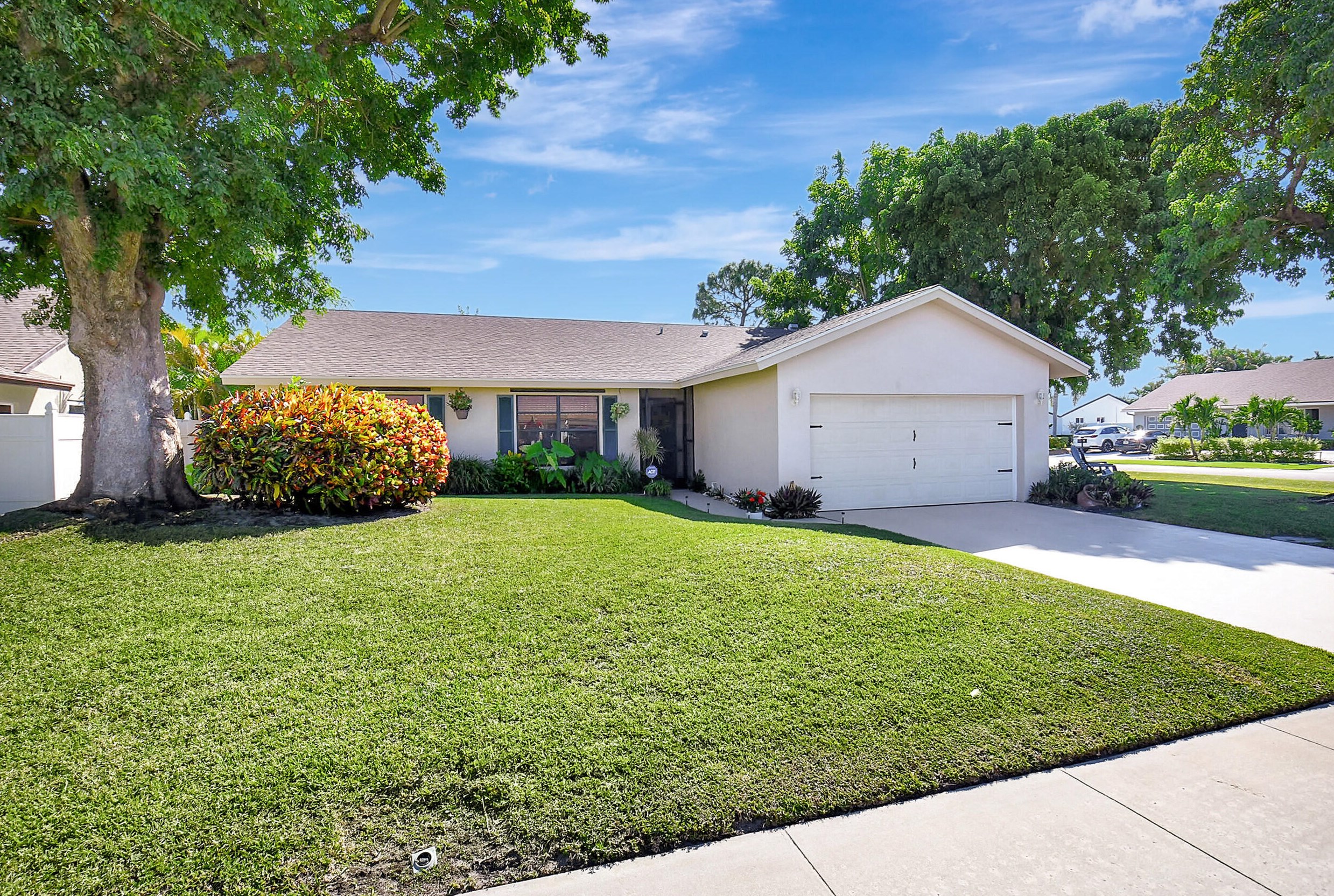 4713 Tortoise Shell Dr, Boca Raton FL  33487-2146 exterior