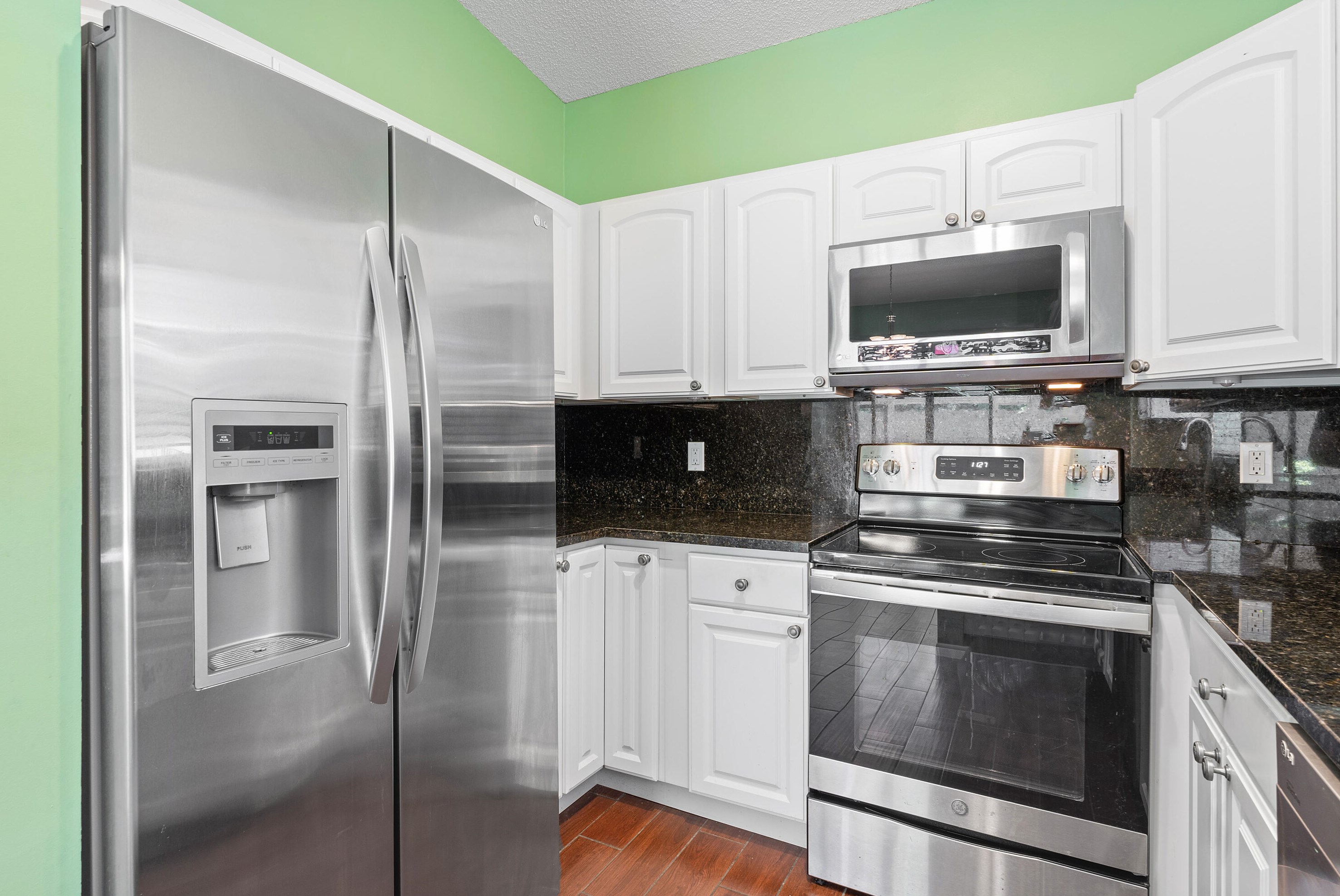 8410 Northstar Ct, Boynton Beach FL  33436-1544 exterior