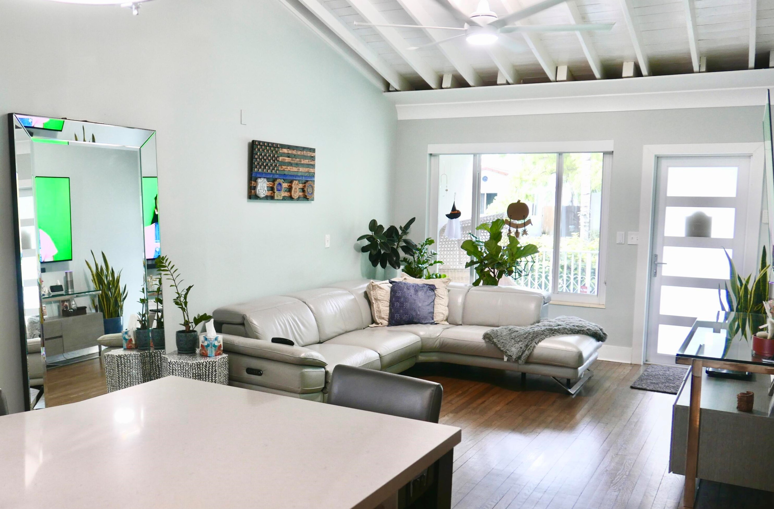 1636 Jackson St, Hollywood FL  33020-5110 exterior