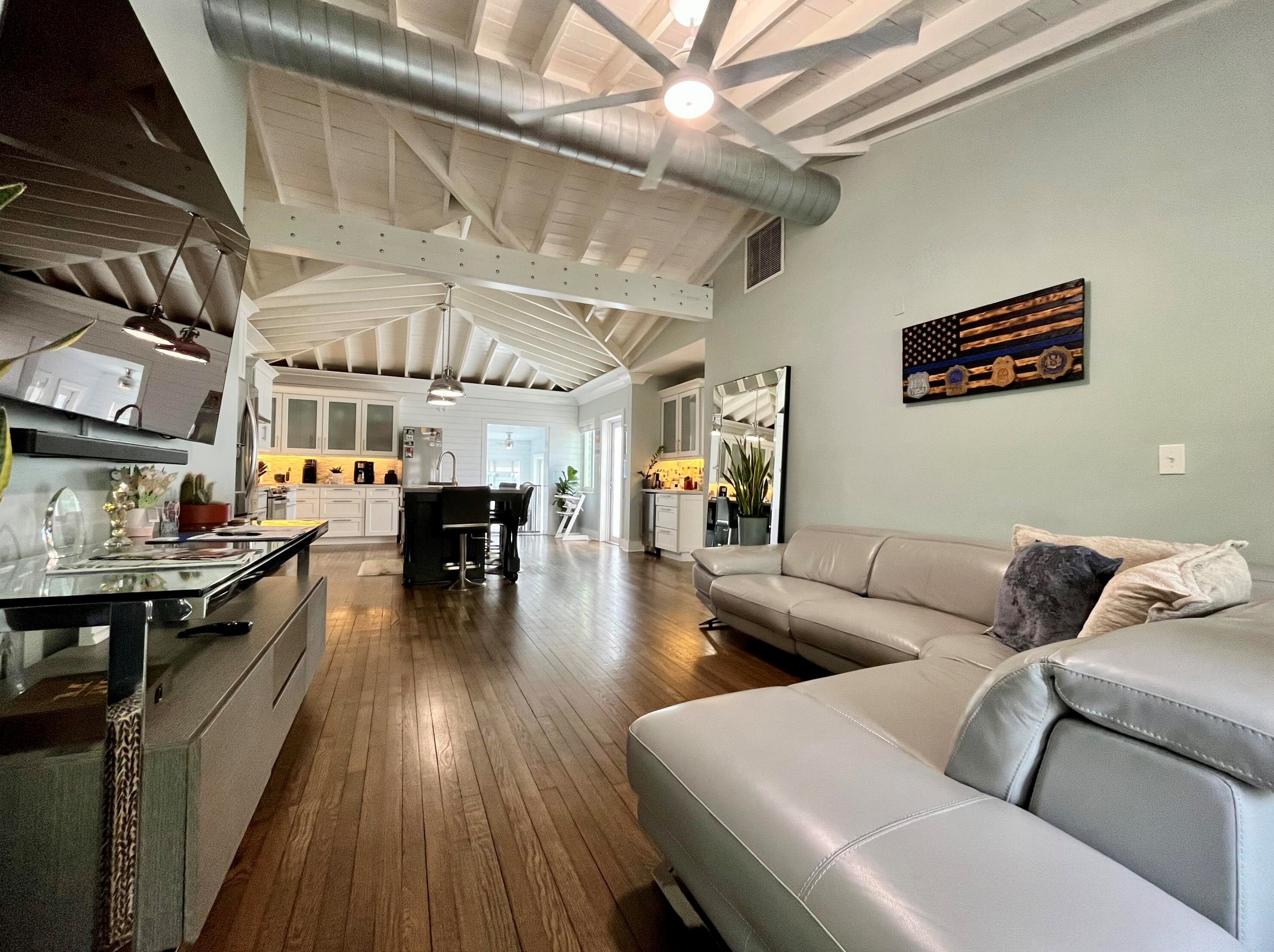 1636 Jackson St, Hollywood FL  33020-5110 exterior