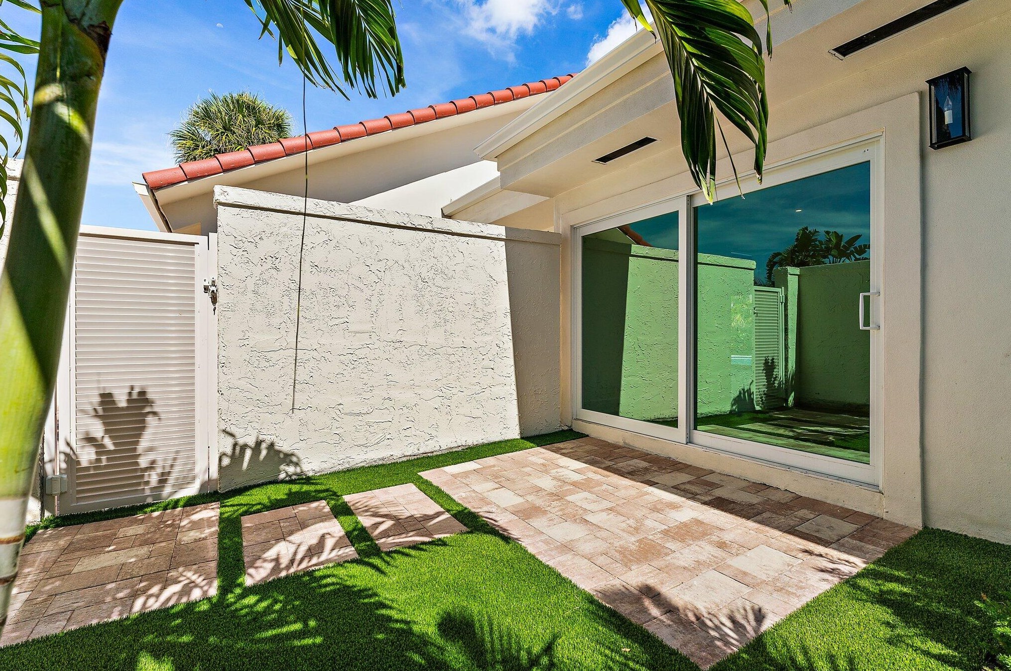 106 Goldfish Ln, Jupiter FL  33477-7231 exterior