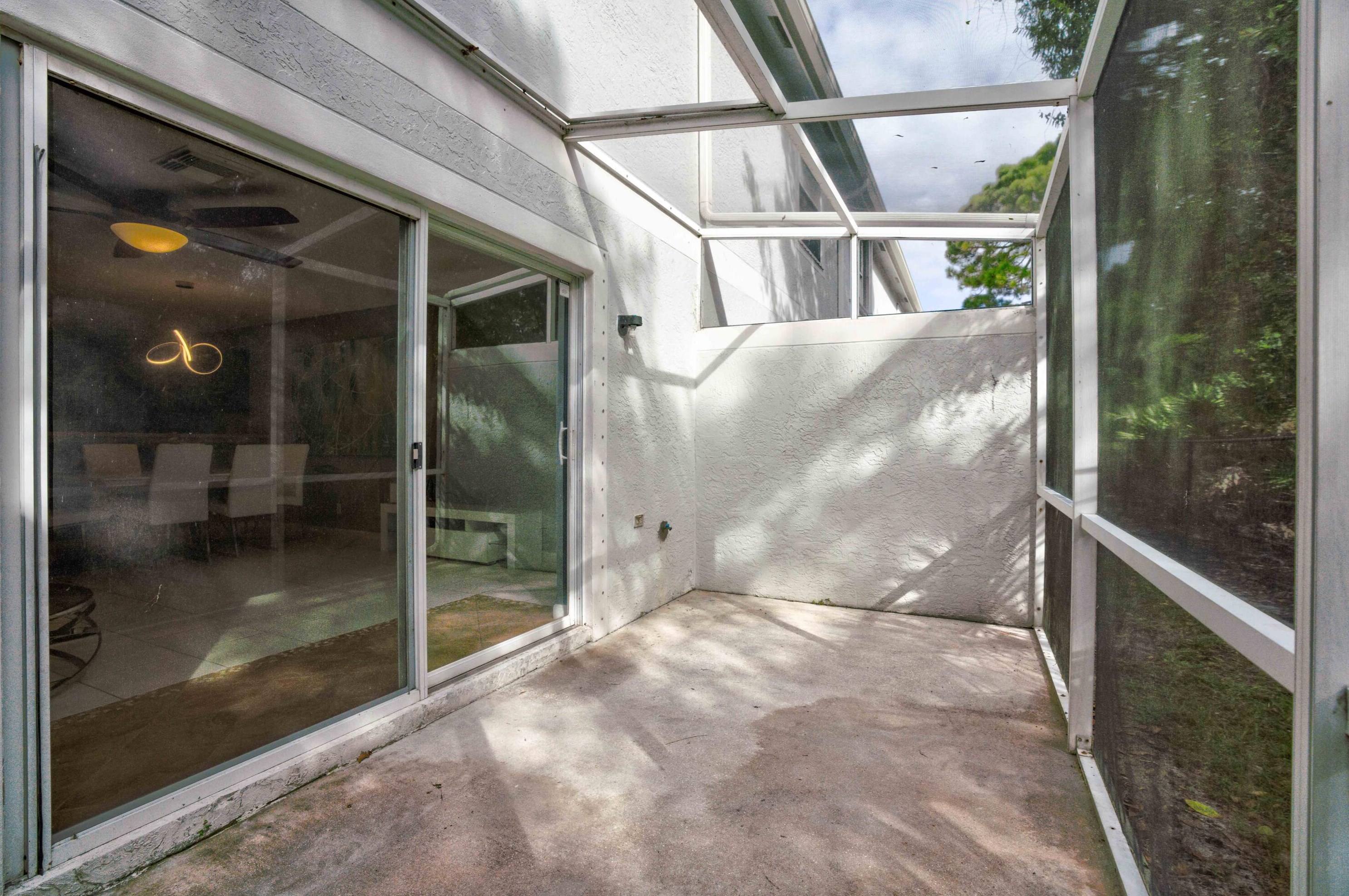 107 Wooden Mill Ter, Jupiter FL  33458-5553 exterior