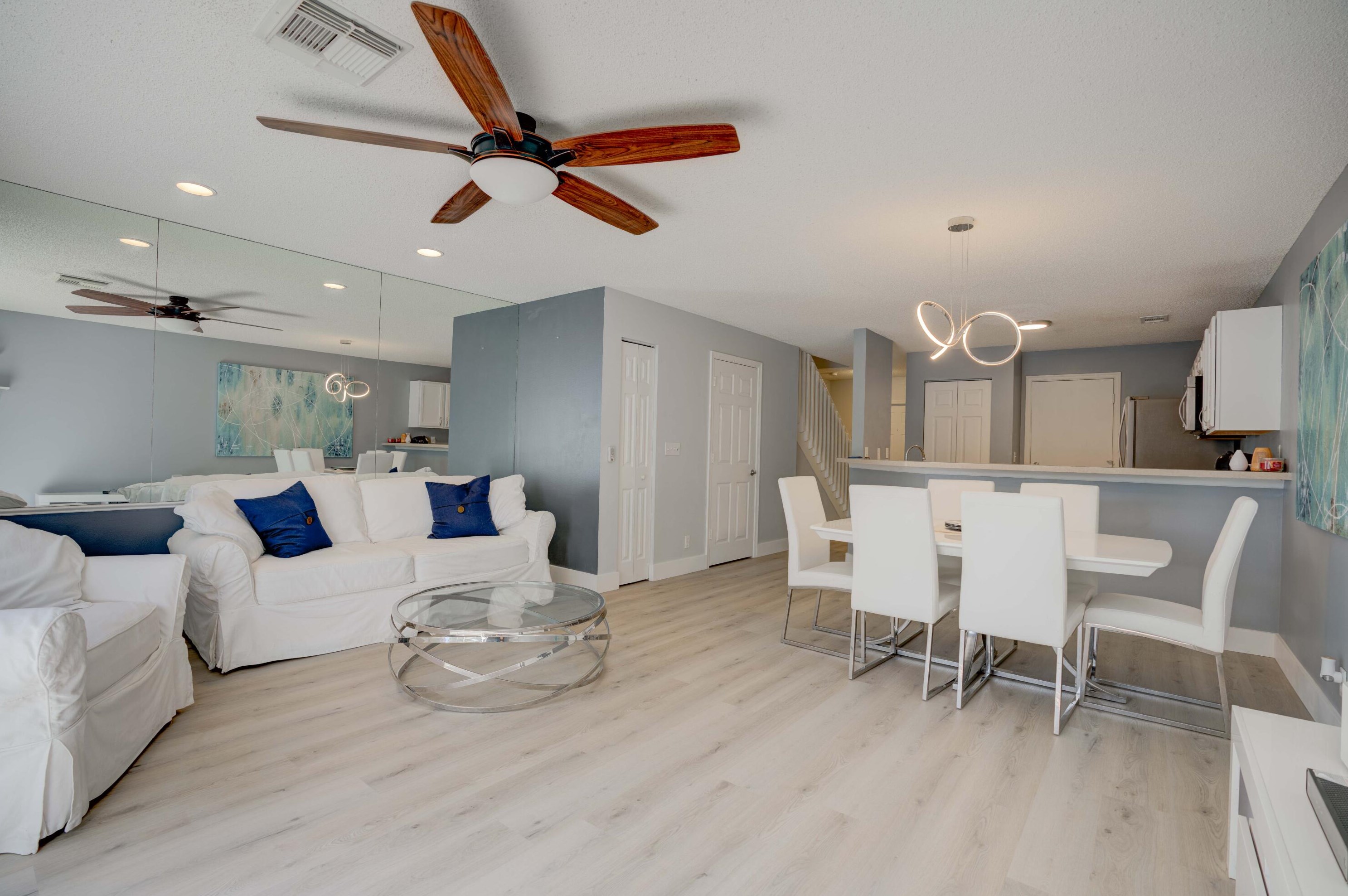 107 Wooden Mill Ter, Jupiter FL  33458-5553 exterior