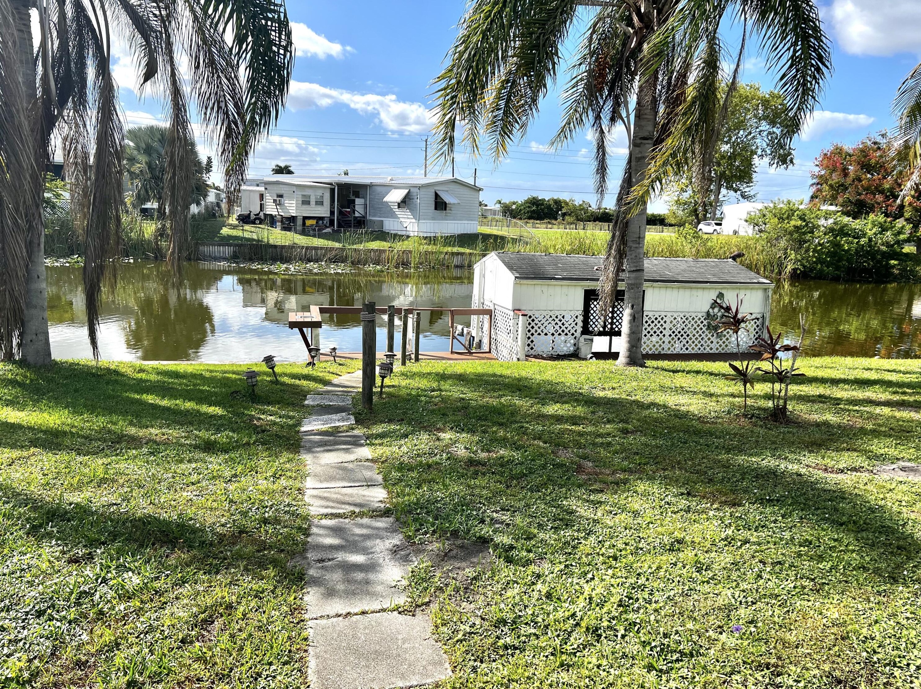 3701 19th Ter, Okeechobee FL  34974-7070 exterior