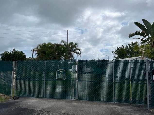 8164 Croft Cir, Hobe Sound FL  33455-6340 exterior