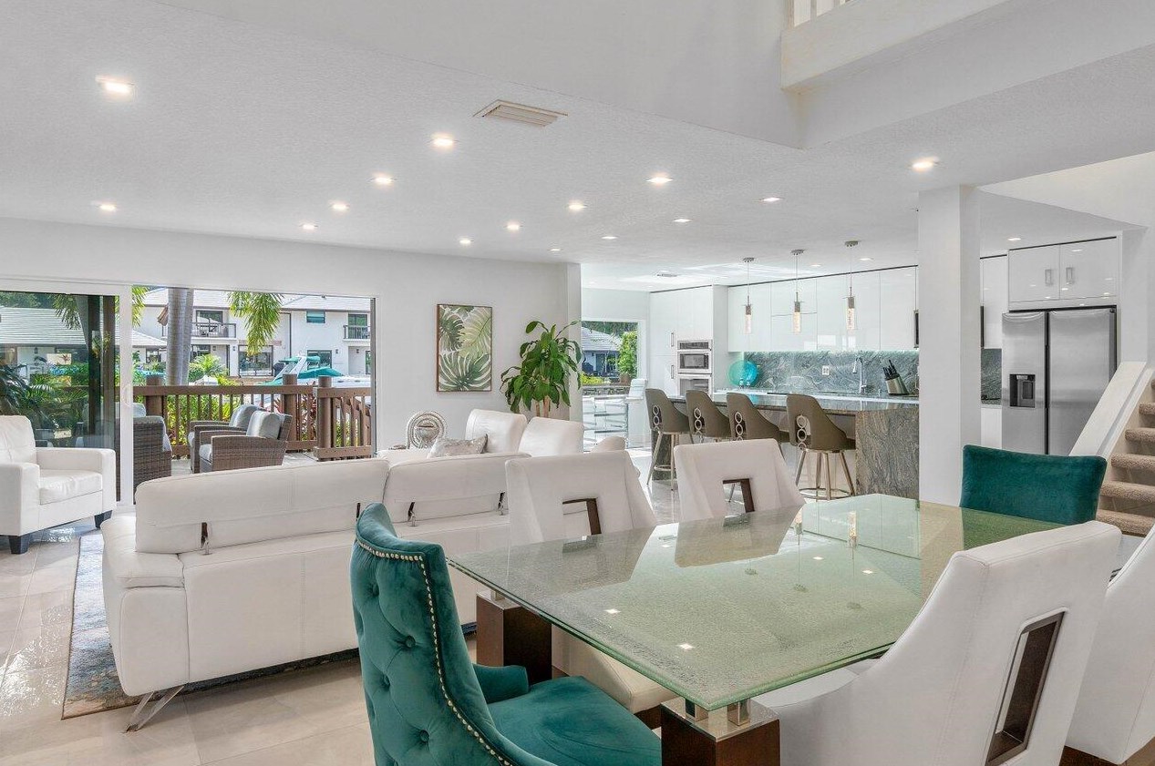 606 Boca Marina Ct, Boca Raton FL  33487-5204 exterior